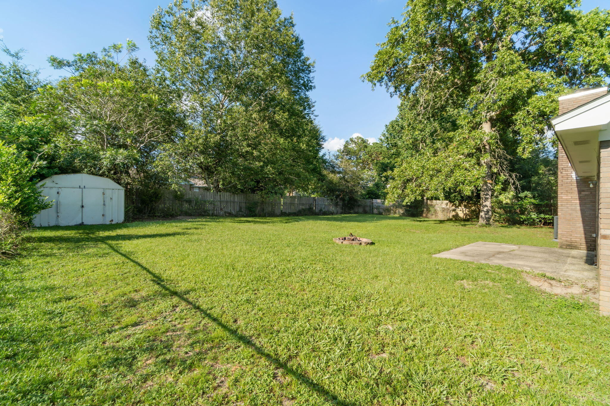 COUNTRYVIEW ESTATES 3RD ADDN - Residential Lease