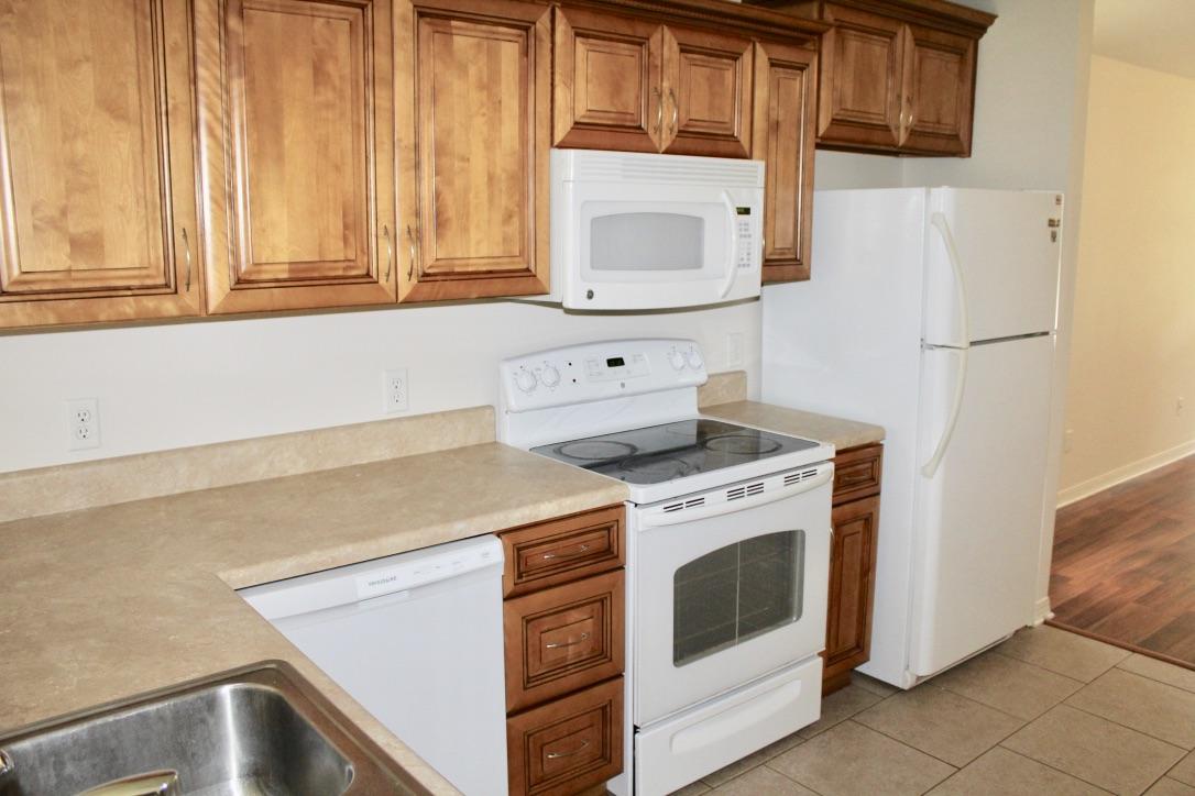 Sloan House - Residential