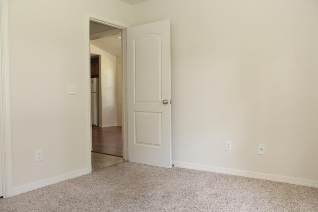 Sloan House - Residential