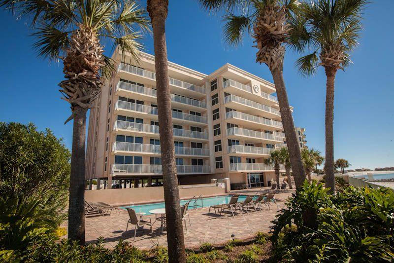 WATERVIEW TOWERS - Residential