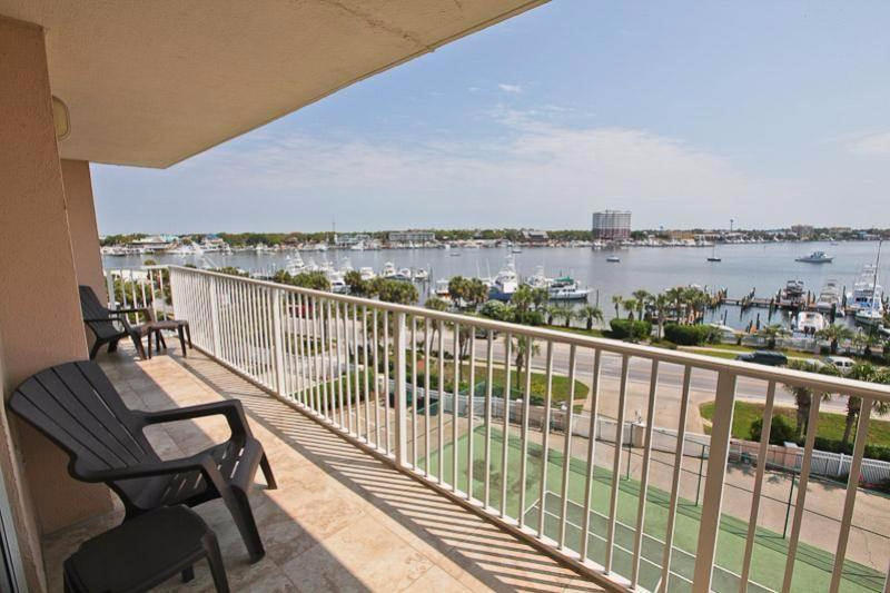 WATERVIEW TOWERS - Residential