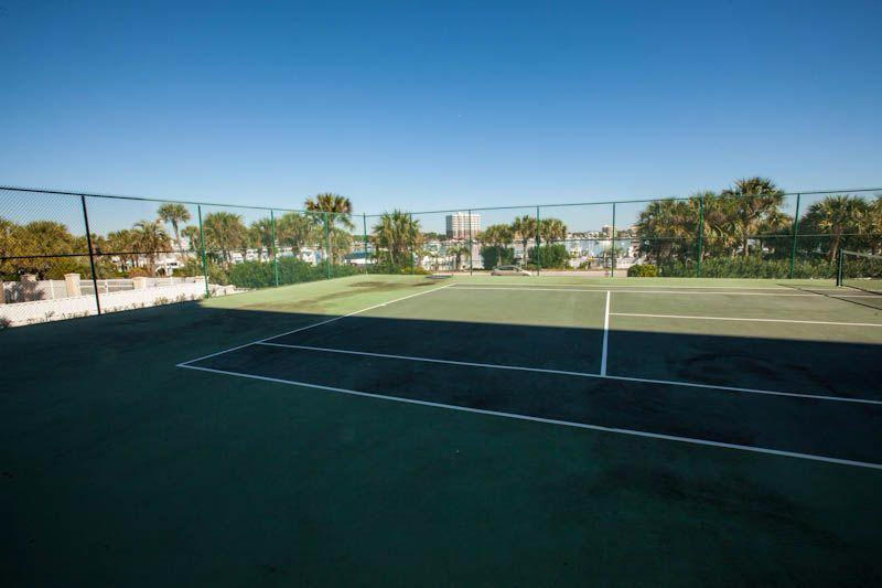 WATERVIEW TOWERS - Residential