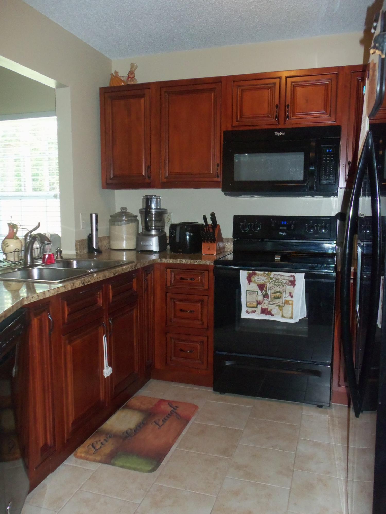 YORKTOWN AT WILLOW BEND - Residential