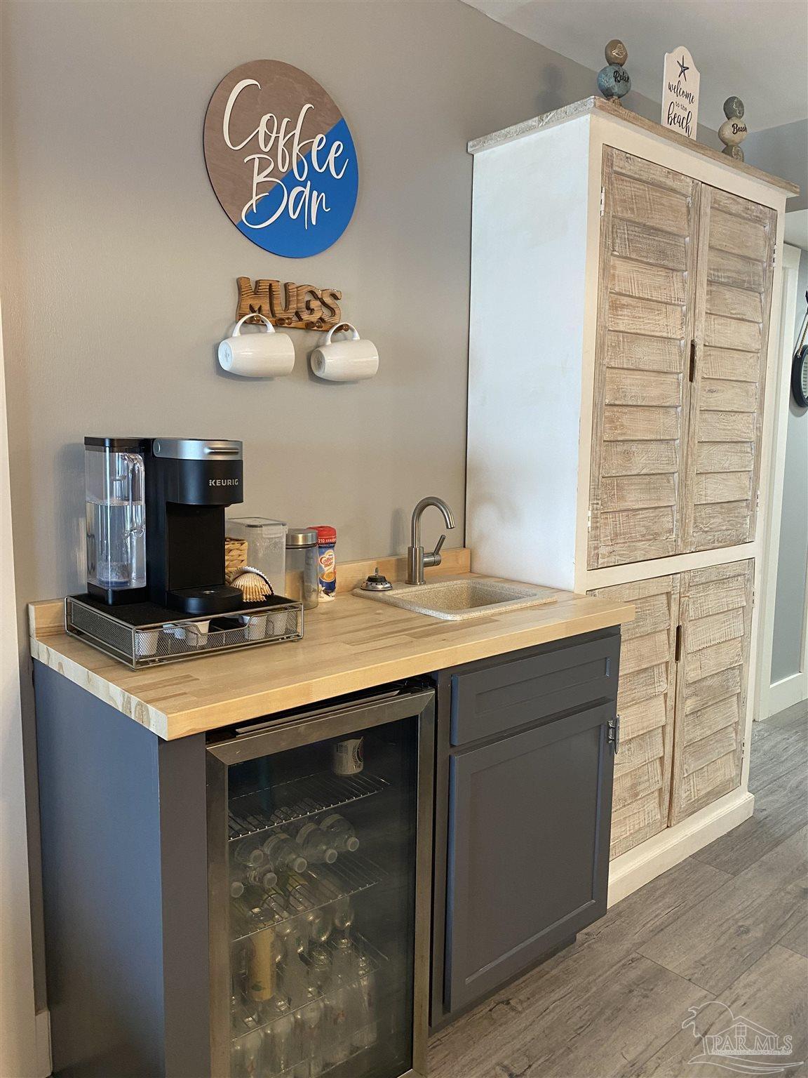 OCEAN BREEZE - Residential