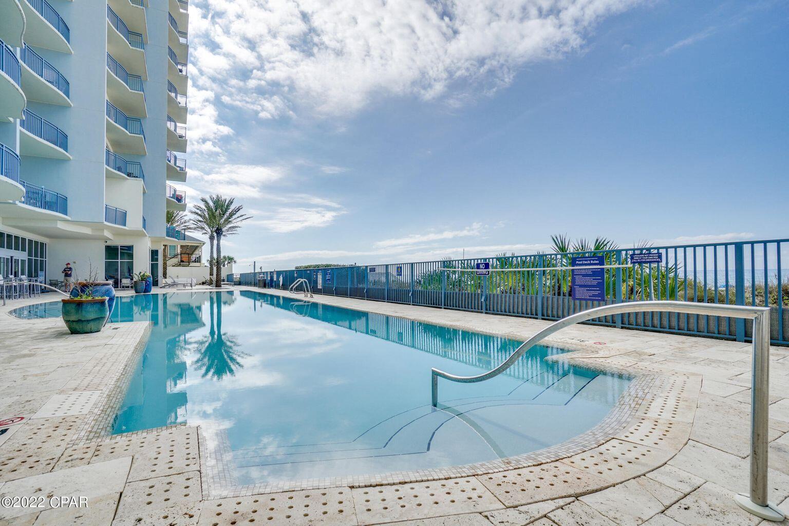 Sterling Breeze - Residential