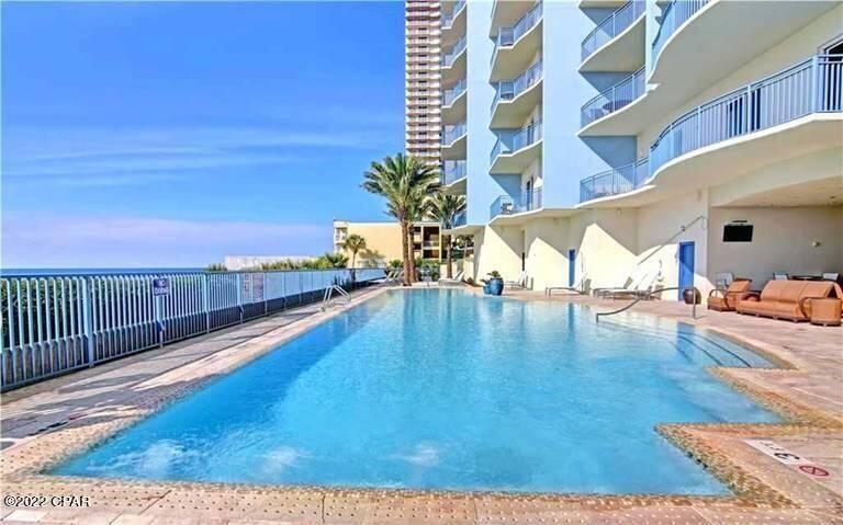 Sterling Breeze - Residential