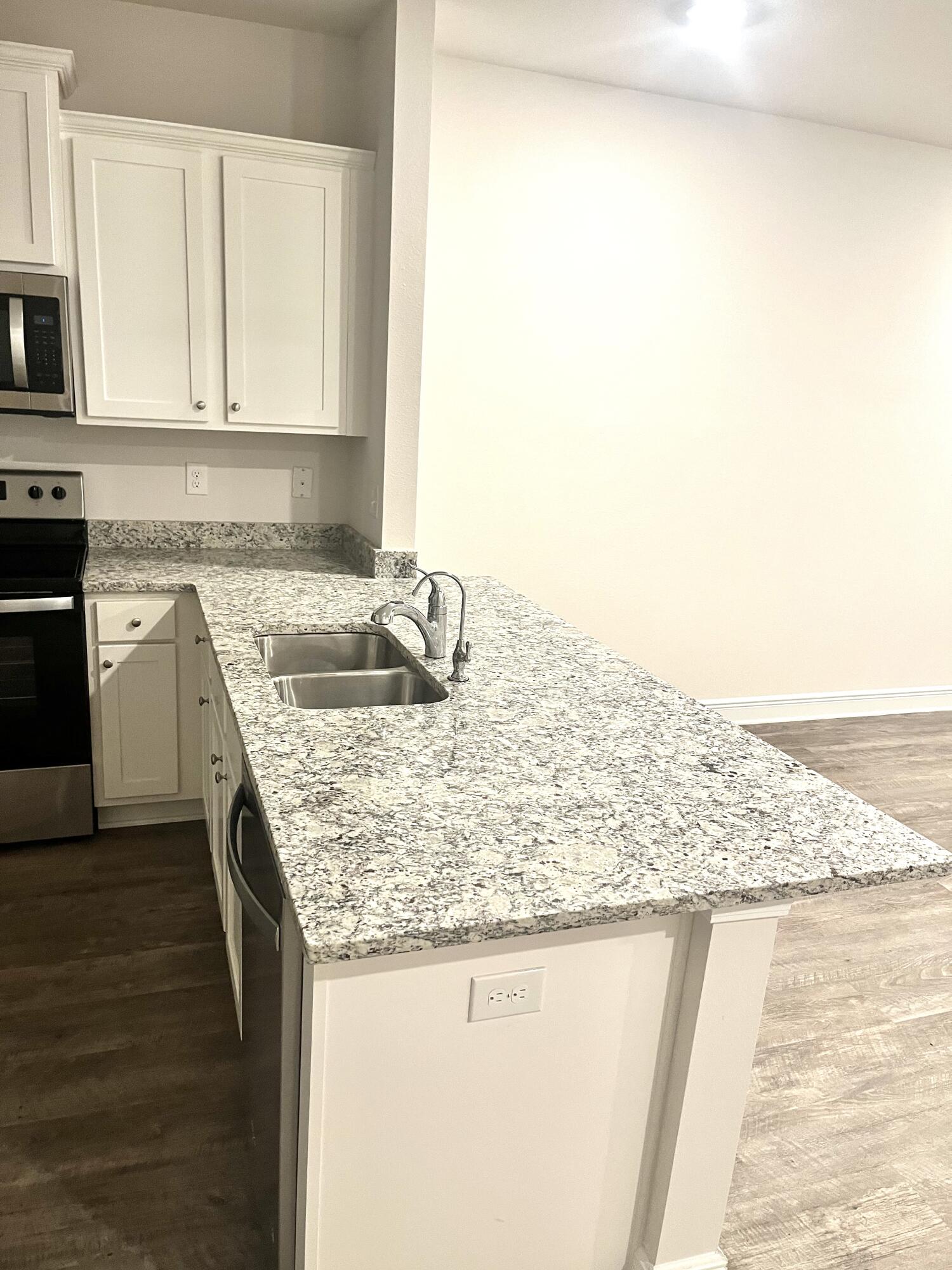 LANDIN'S LANDING - Residential Lease