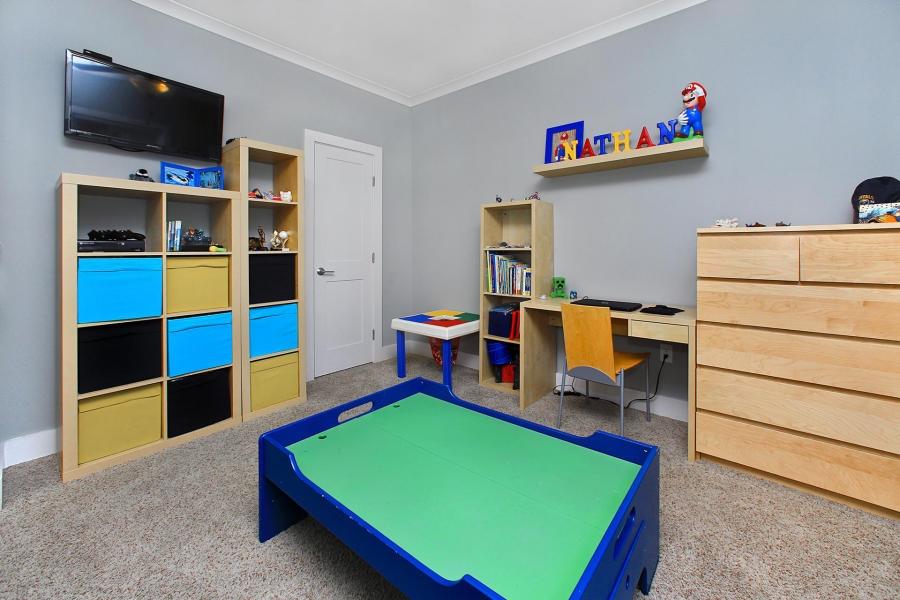 EMERALD LAKES PH 1 - Residential