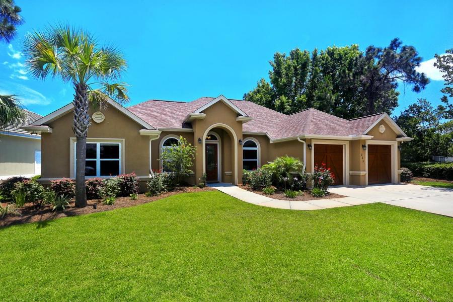Luxurious custom built home that was the Parade of Homes winner in 2013. Open floor plan has great views of lakes in the back gorgeous, high end home. Spaciousness abounds in the open living area featuring hardwood floors, 11' flat ceilings, crown molding, security system and surround sound throughout. Gourmet Island kitchen with new stainless steel appliances, granite, large work space, many cabinets. Patio doors access lake view screened lanai with built-in gas grill. Master suite with lake view, HUGE walk-in closet, double vanities, separate double head tiled shower and garden tub. Located in the quiet park like gated Emerald Lakes that offers a large neighborhood pool, tennis courts, basketball court, and children's play park. Buyer to verify all data and specifications.