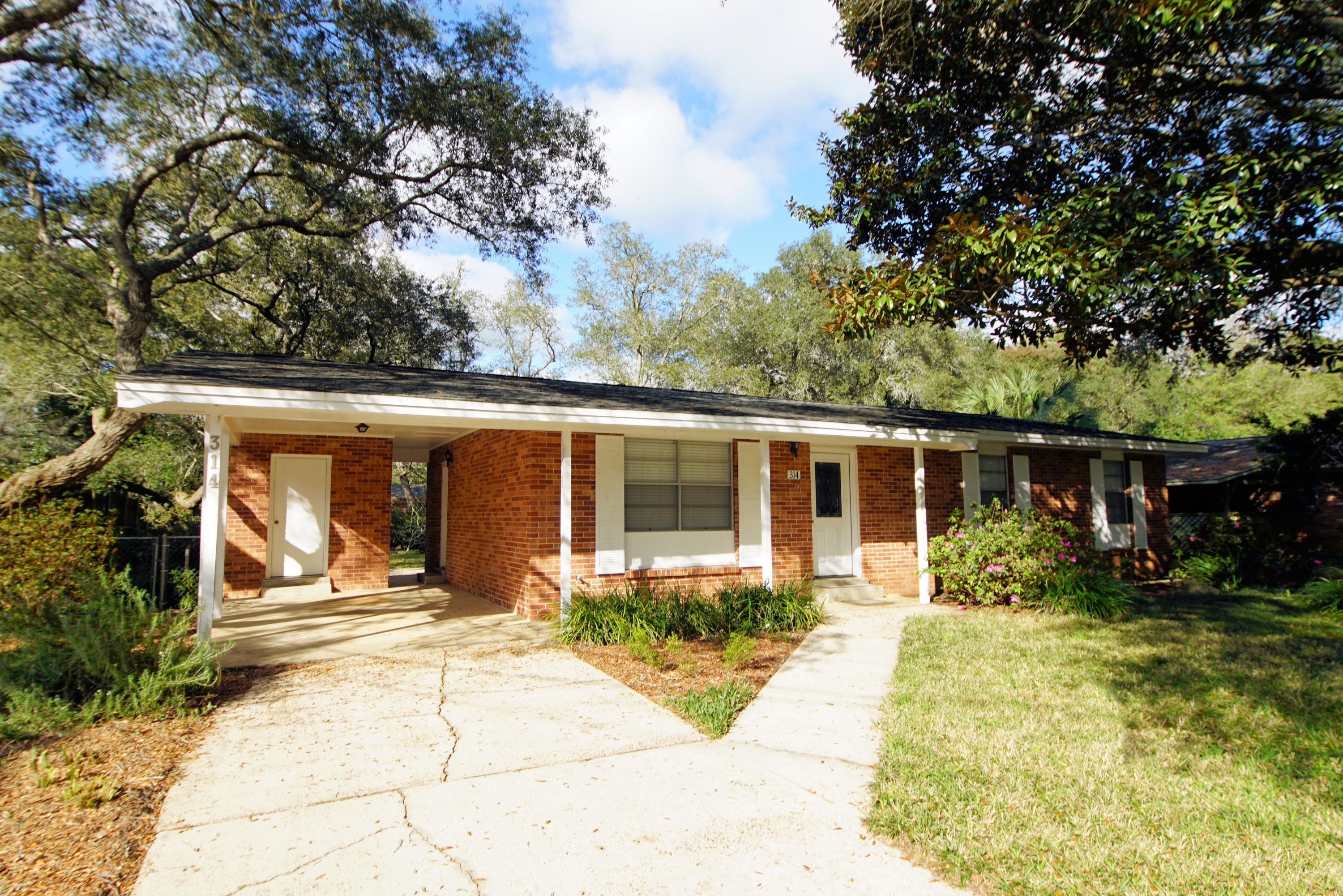 COLONY ESTATES - Residential