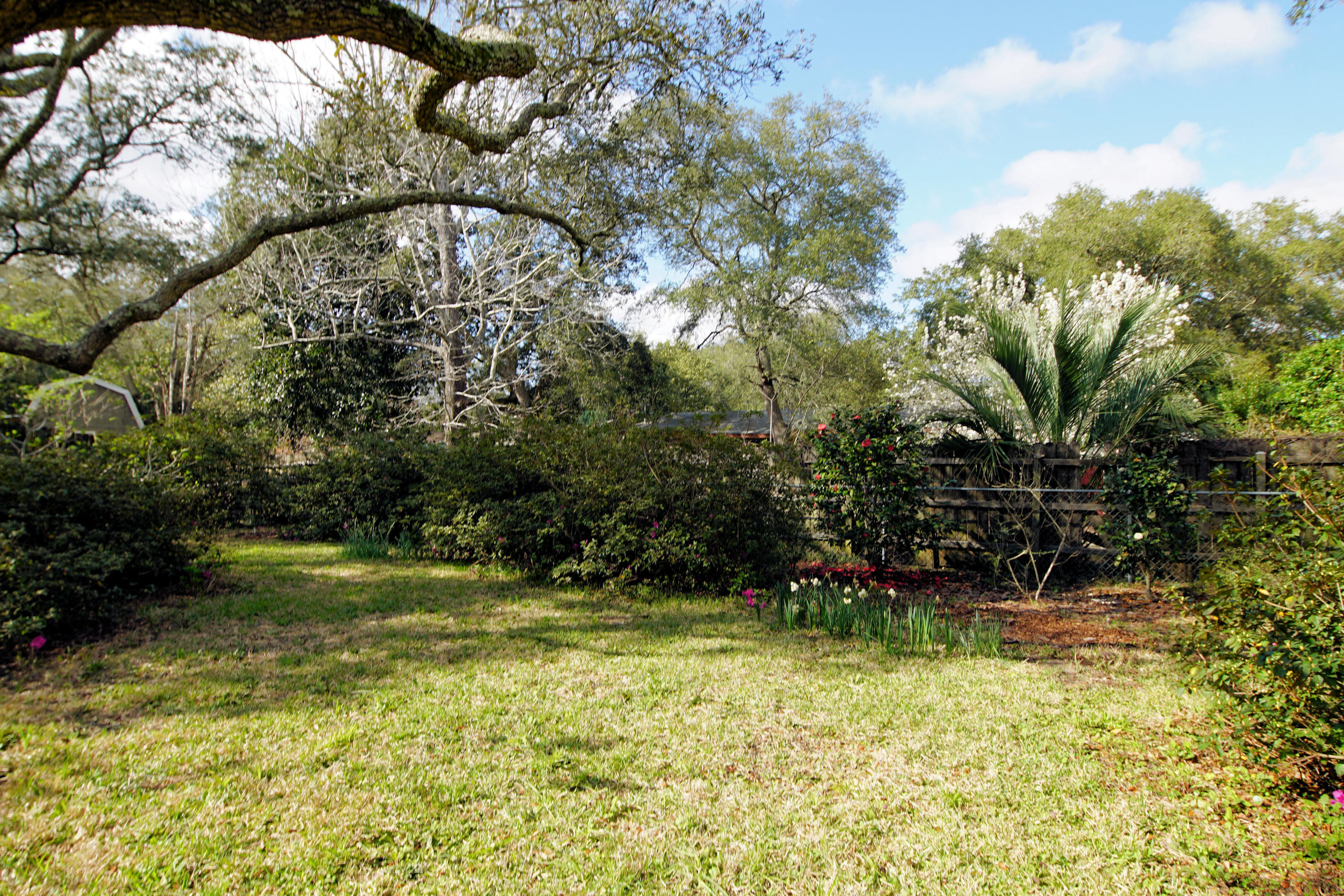 COLONY ESTATES - Residential