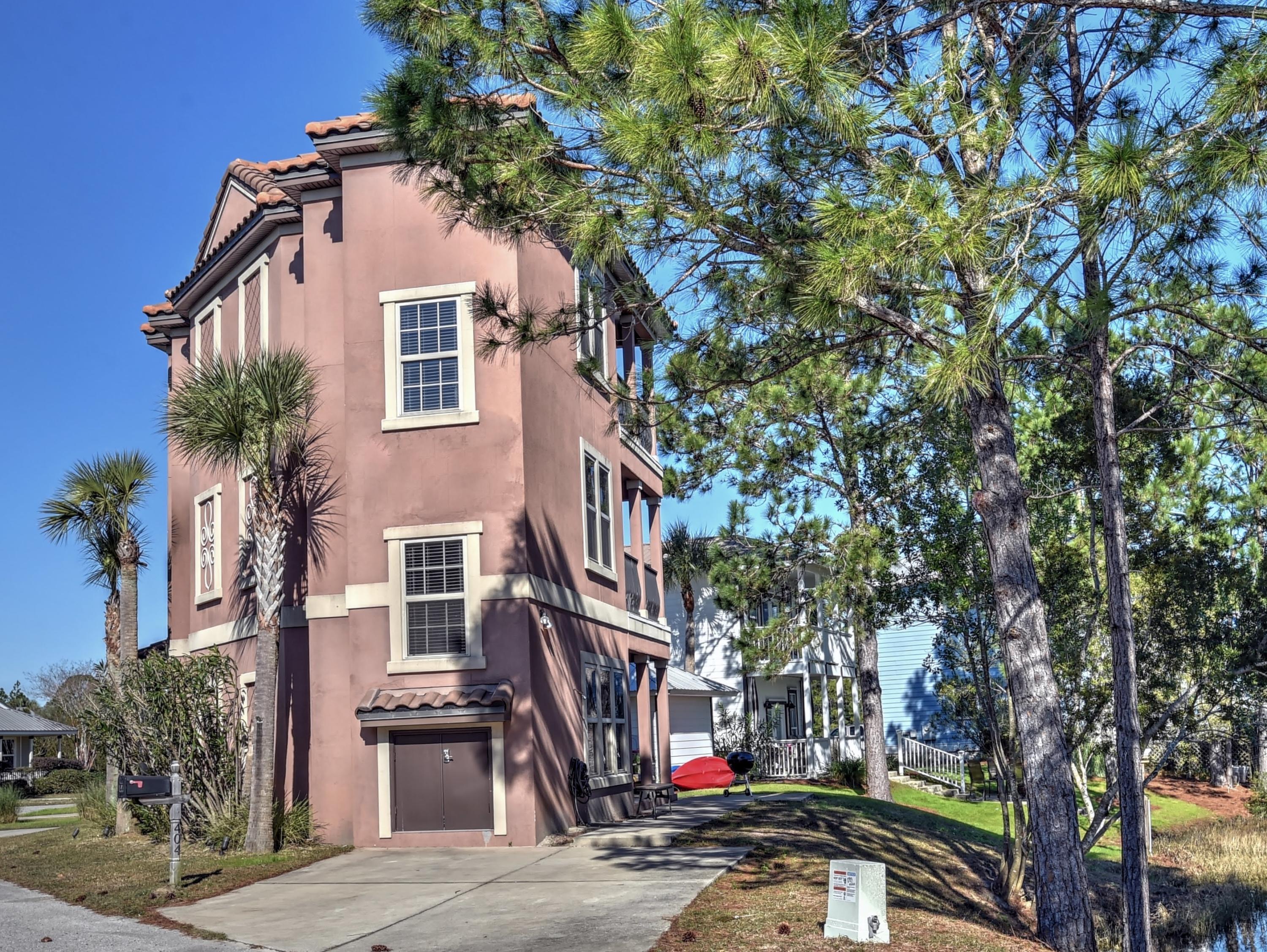 THE COTTAGES OF SHORTLINE LAKE EST - Residential