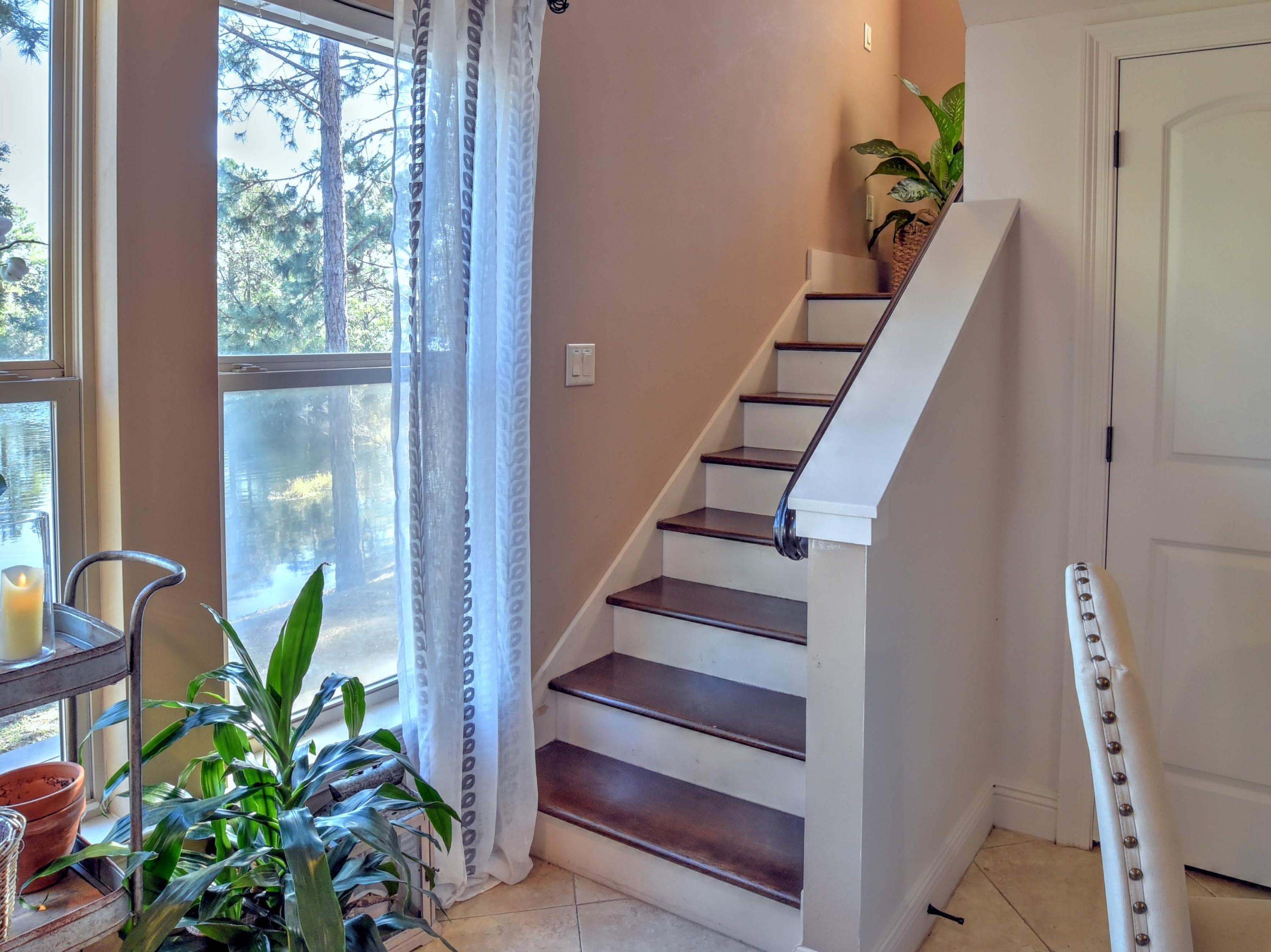 THE COTTAGES OF SHORTLINE LAKE EST - Residential