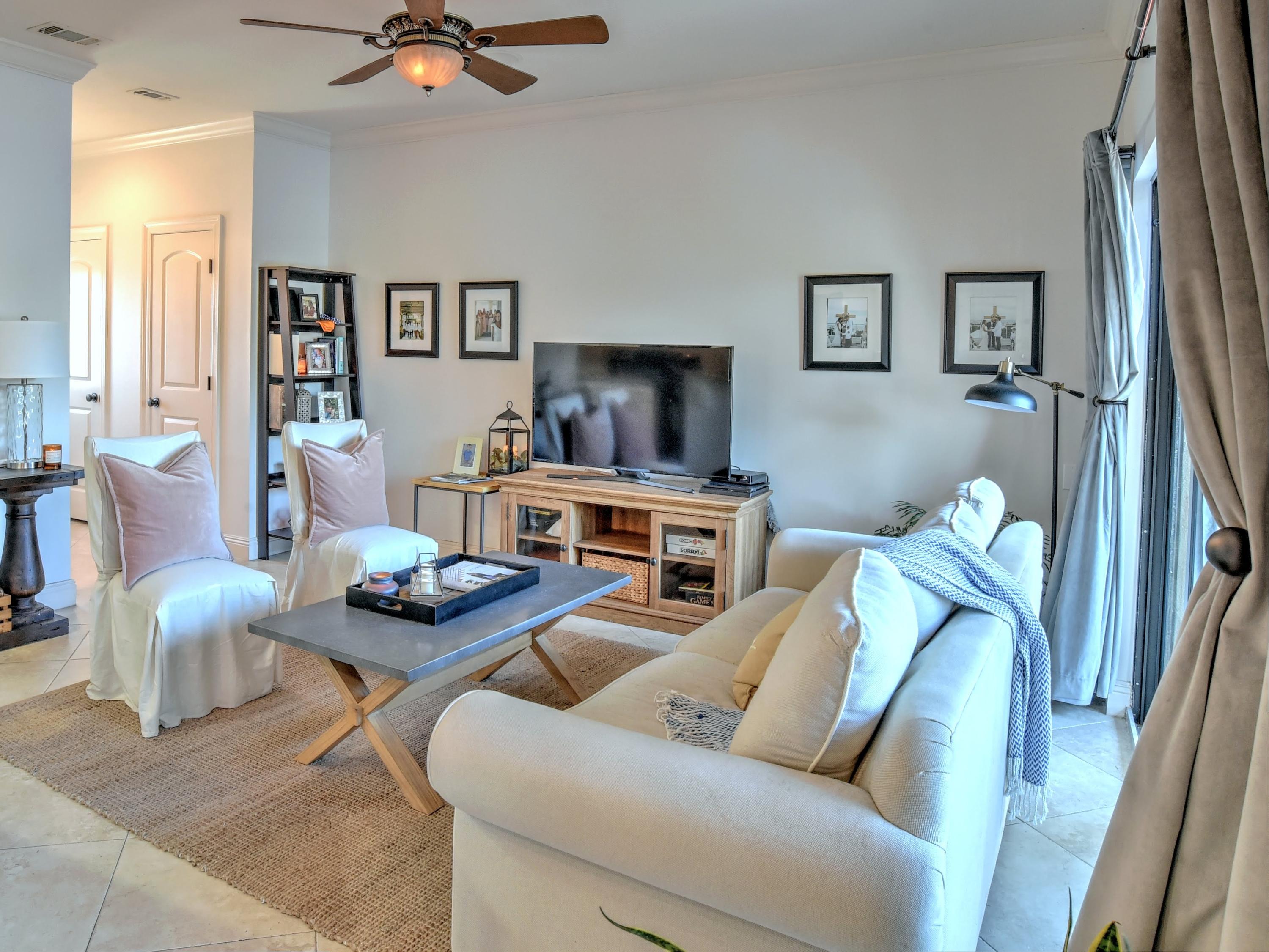 THE COTTAGES OF SHORTLINE LAKE EST - Residential