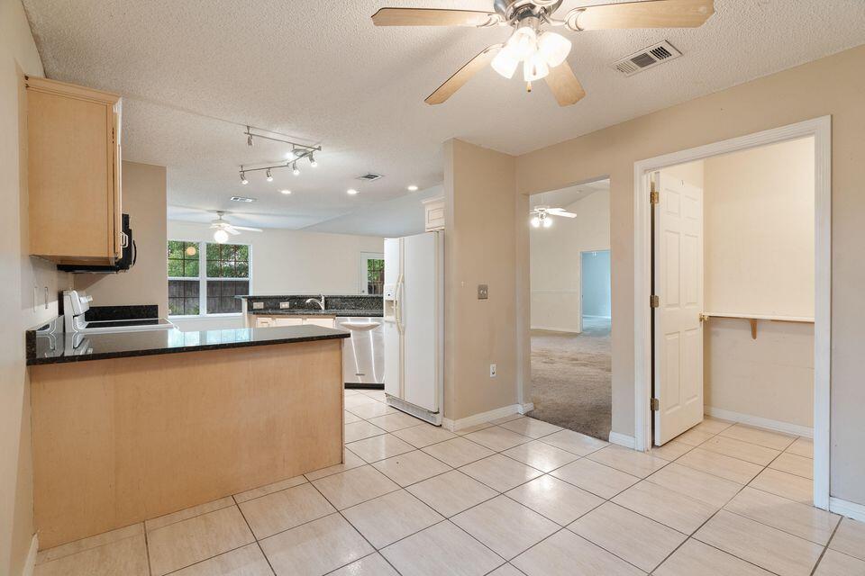 OLD BETHEL ESTATES PH I - Residential