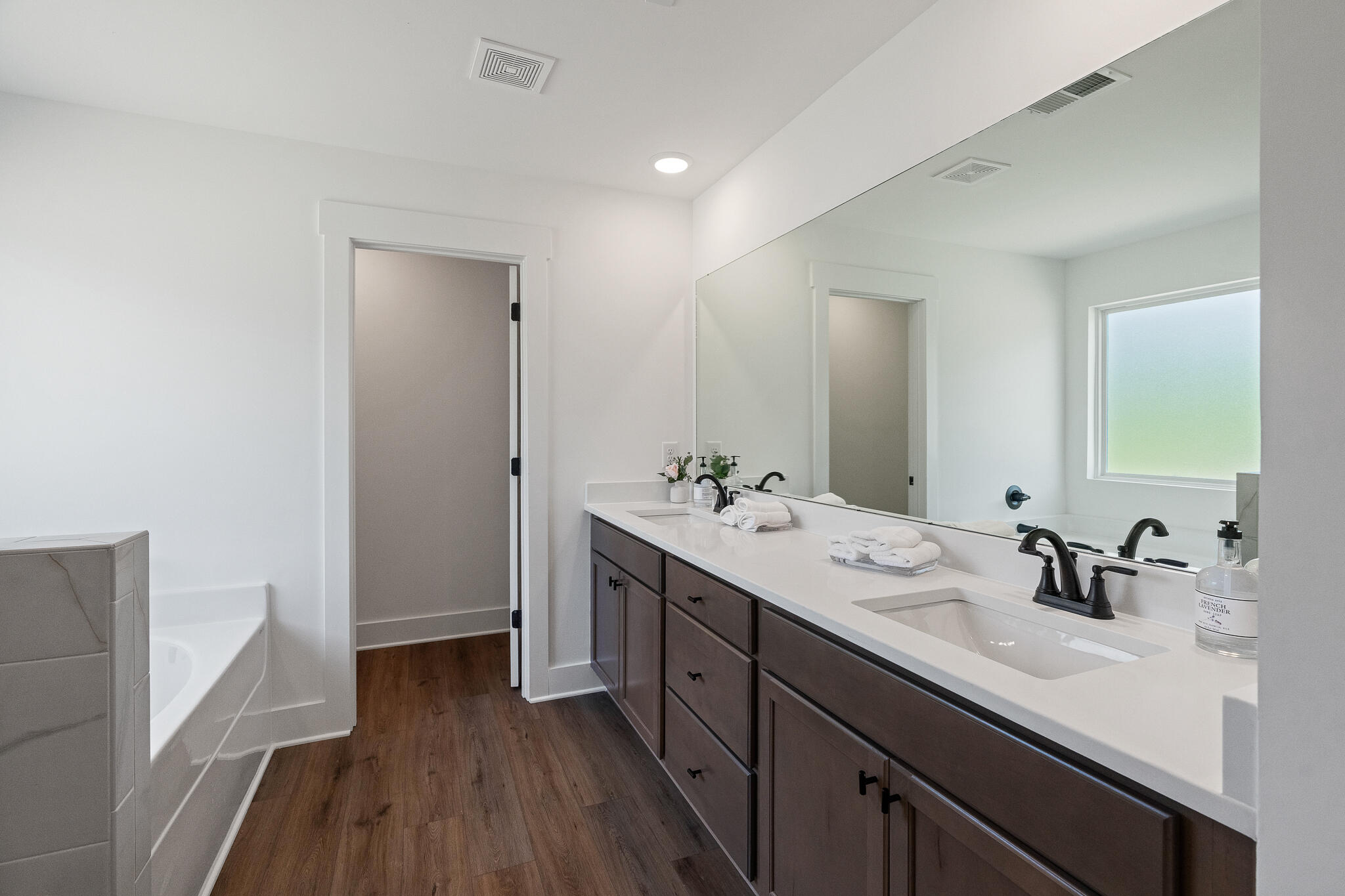 OWL'S HEAD - Residential