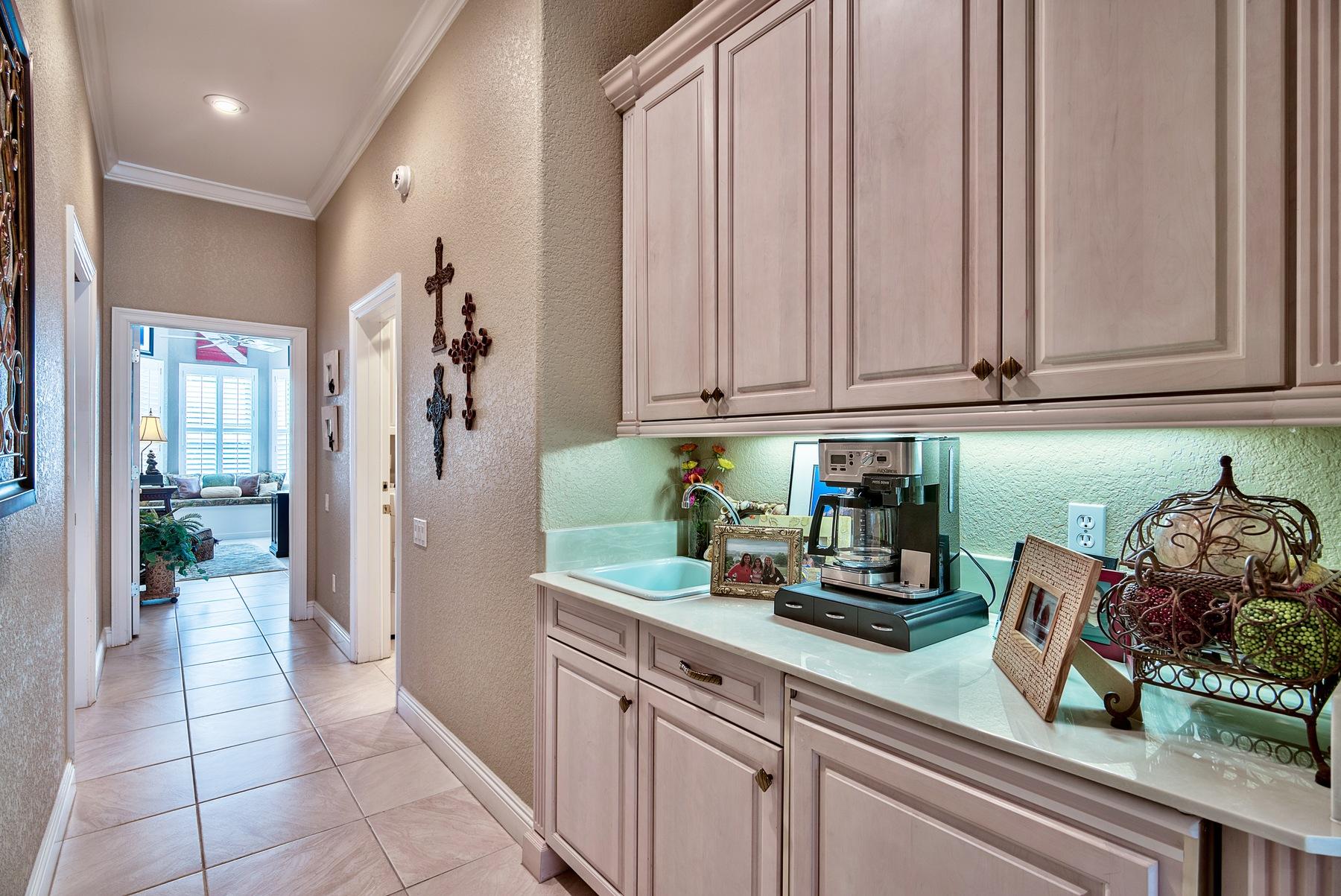 Burnt Pine - Residential