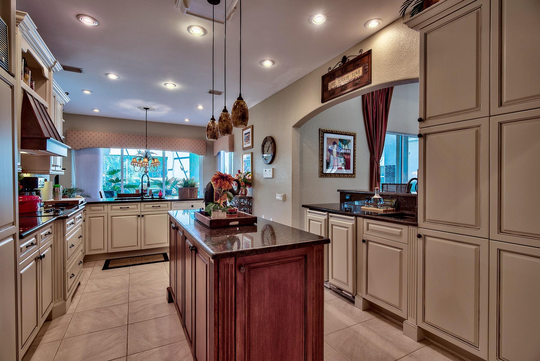 Burnt Pine - Residential