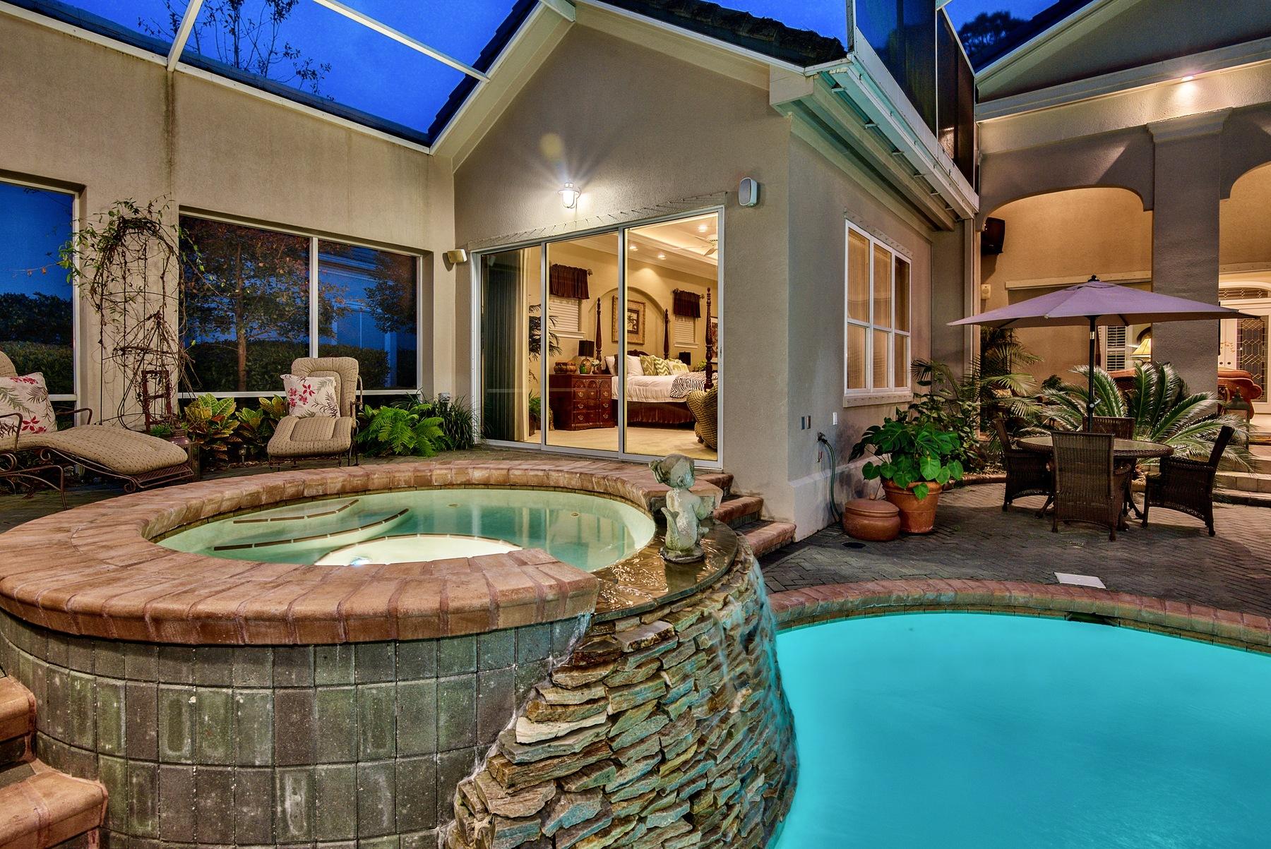 Burnt Pine - Residential