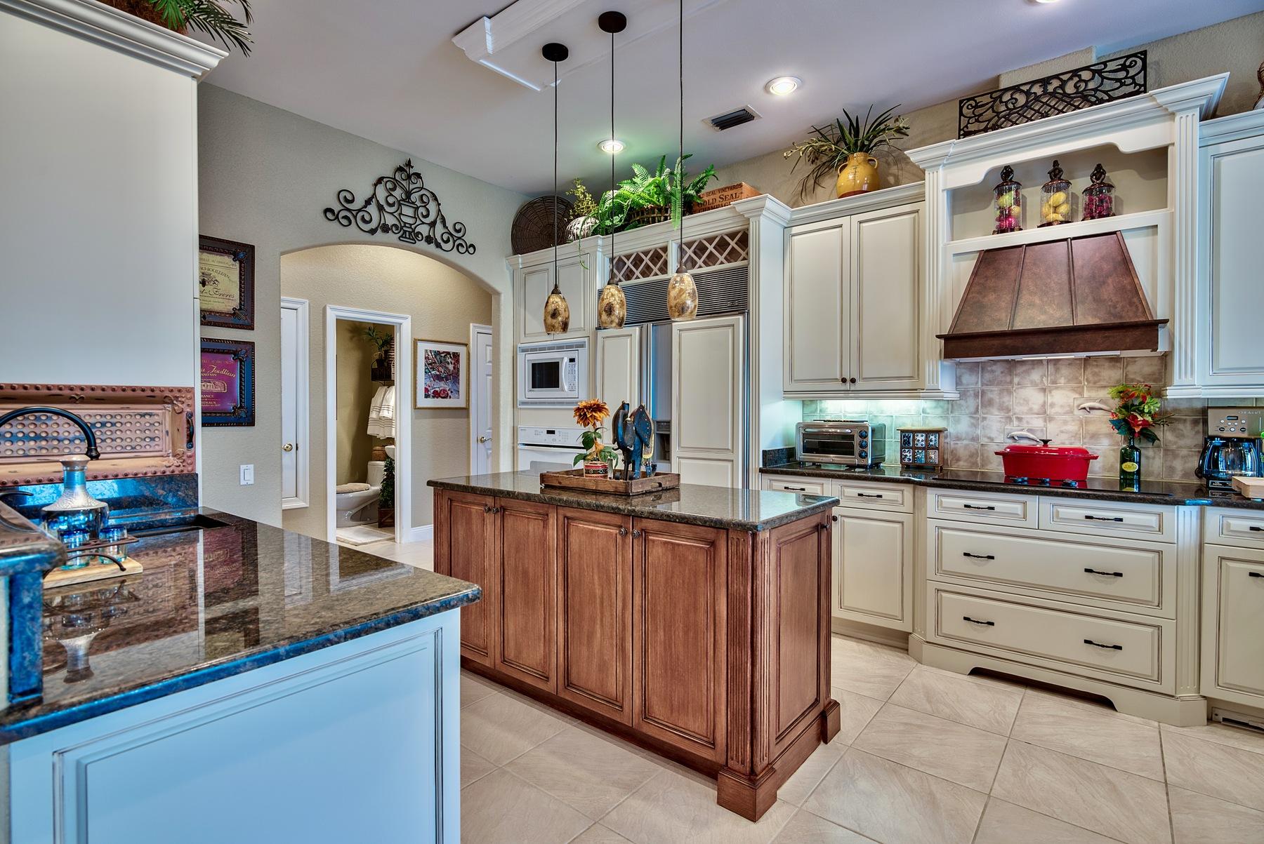 Burnt Pine - Residential