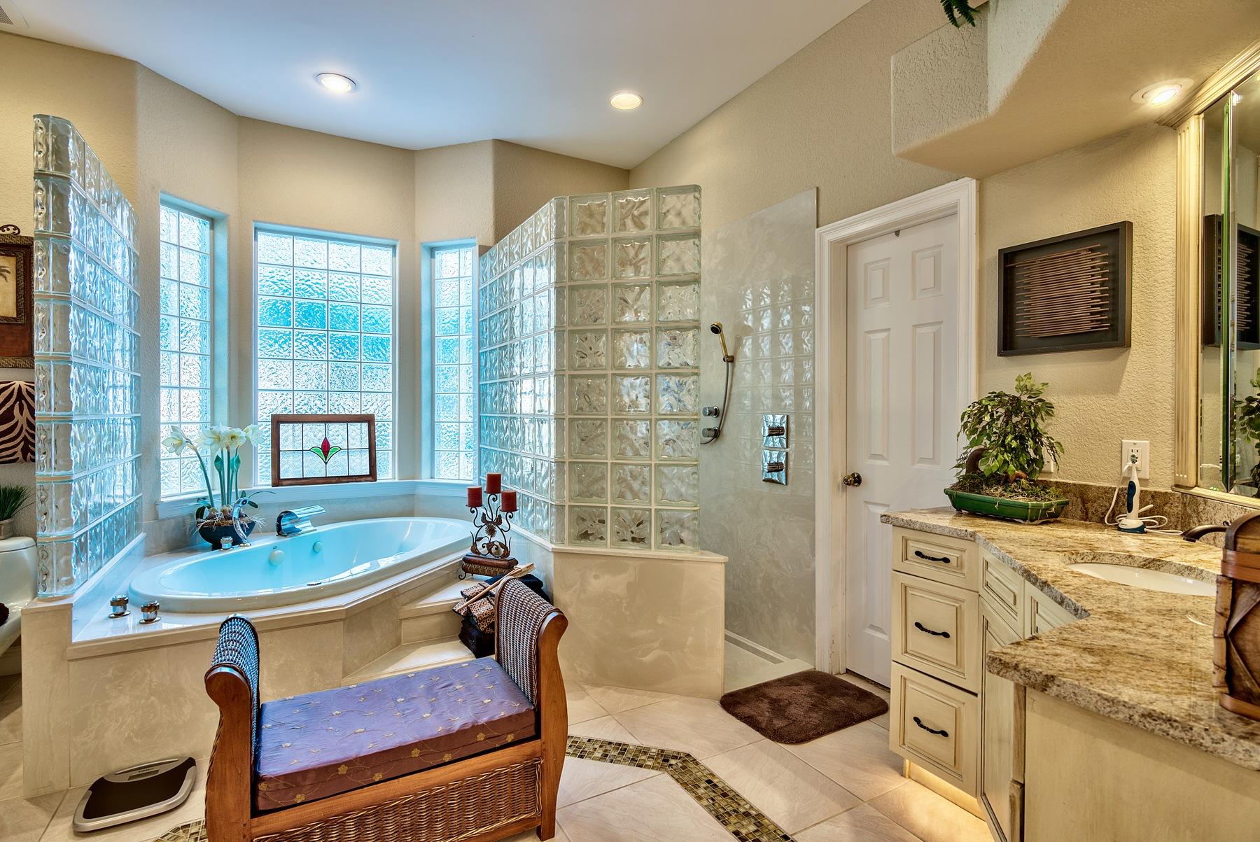 Burnt Pine - Residential