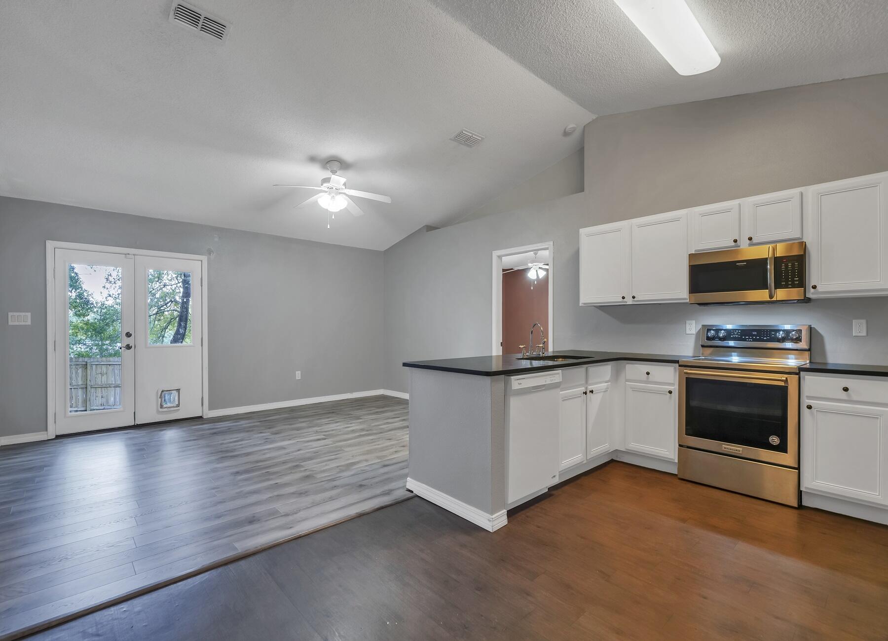 RIDGE CREST PH I - Residential Lease