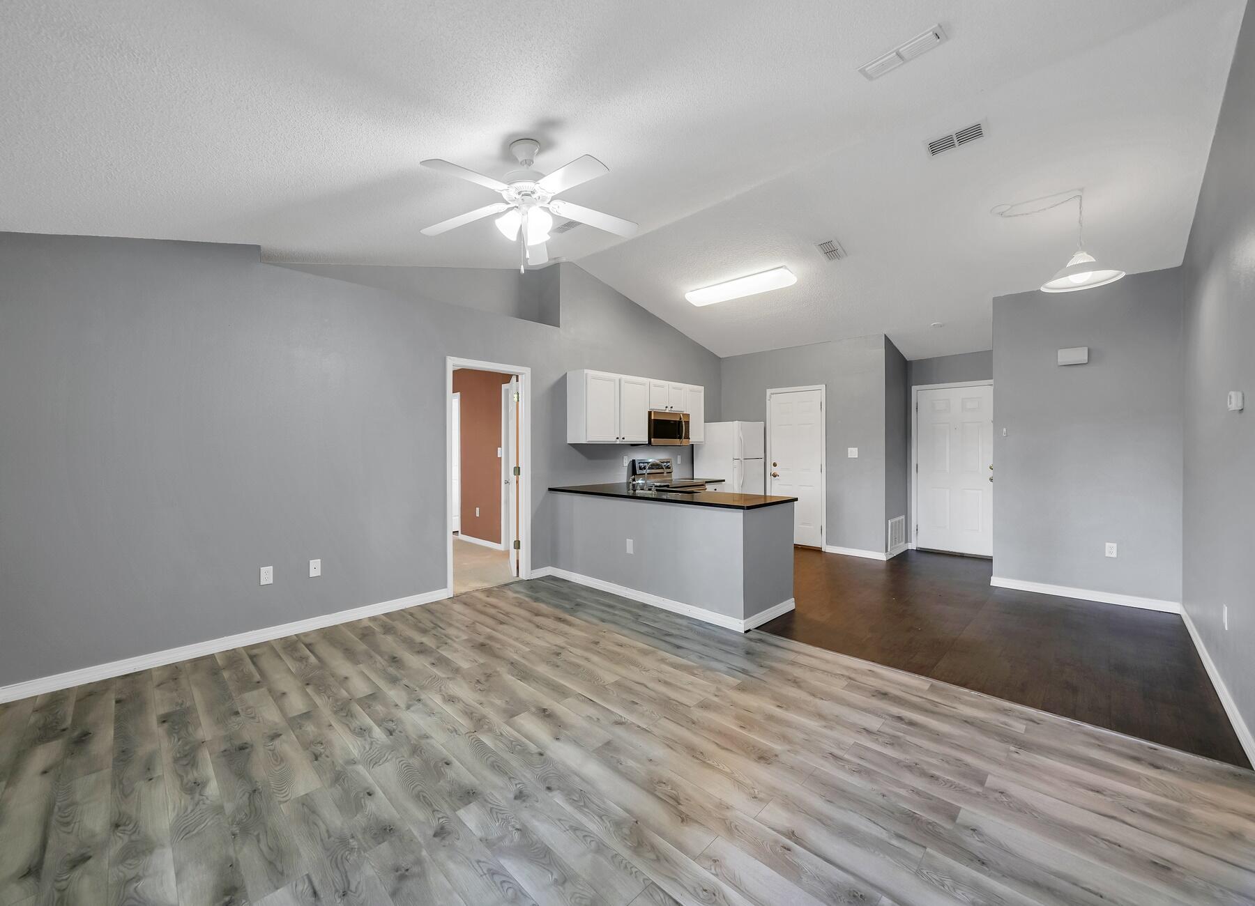 RIDGE CREST PH I - Residential Lease