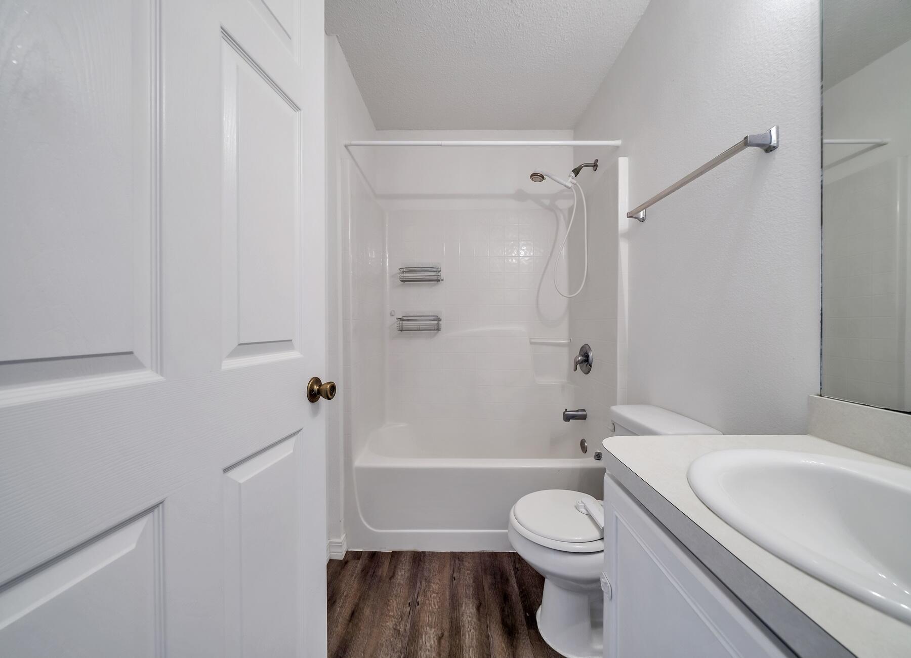 RIDGE CREST PH I - Residential Lease