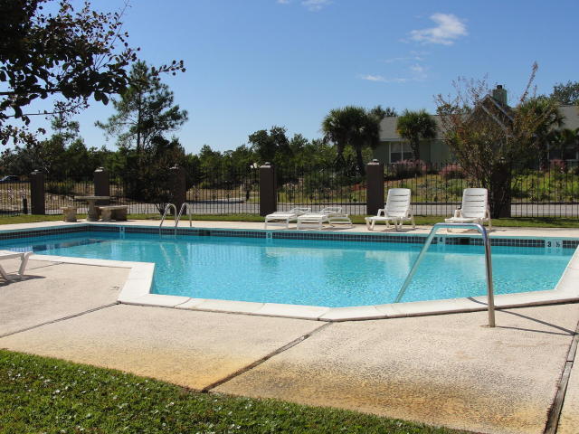 SMUGGLERS COVE - Land