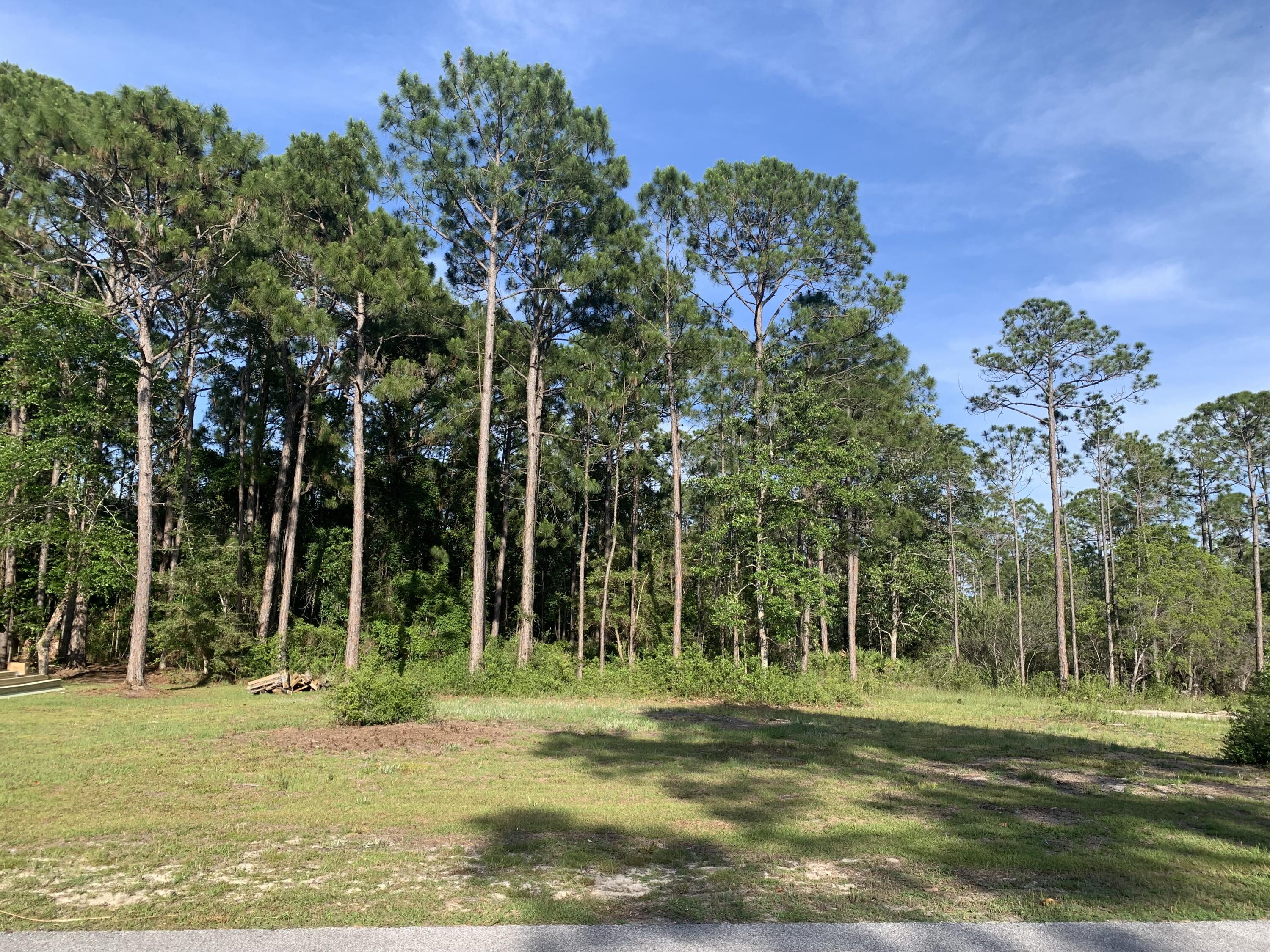 Back on the Market! Build your Dream Home in this secluded Waterfront Subdivision with Deeded Access to the Intracoastal Waterway! This cleared lot is ready for you to build on. Smugglers Cove offers owners several amenities including underground utilities, community saltwater pool, clubhouse with workout room, tennis court and waterfront access with dock/pier, picnic area and small boat launch. The property is within 5 minutes of the Gulf Breeze Zoo and 10 minutes of the restaurants and shopping in Tiger Point. Navarre is 10 minutes to the East with shopping and restaurants and you are only 15 minutes to beautiful Navarre Beach.