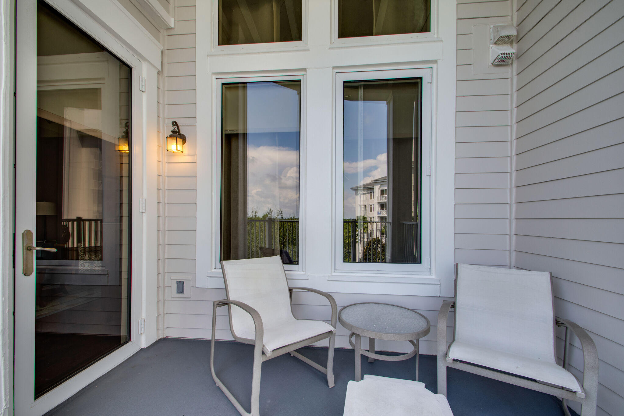 BAHIA CONDO - Residential