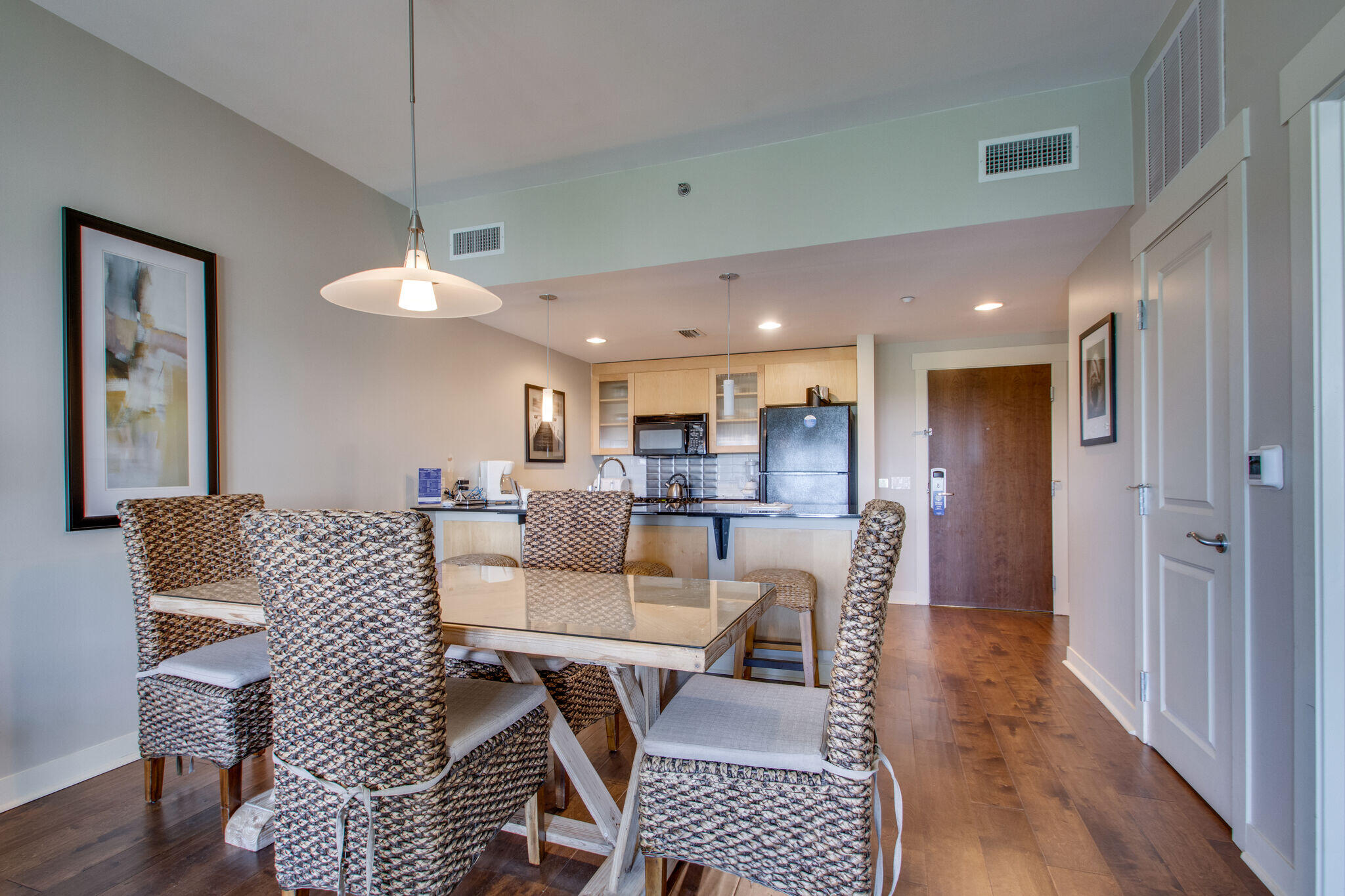 BAHIA CONDO - Residential