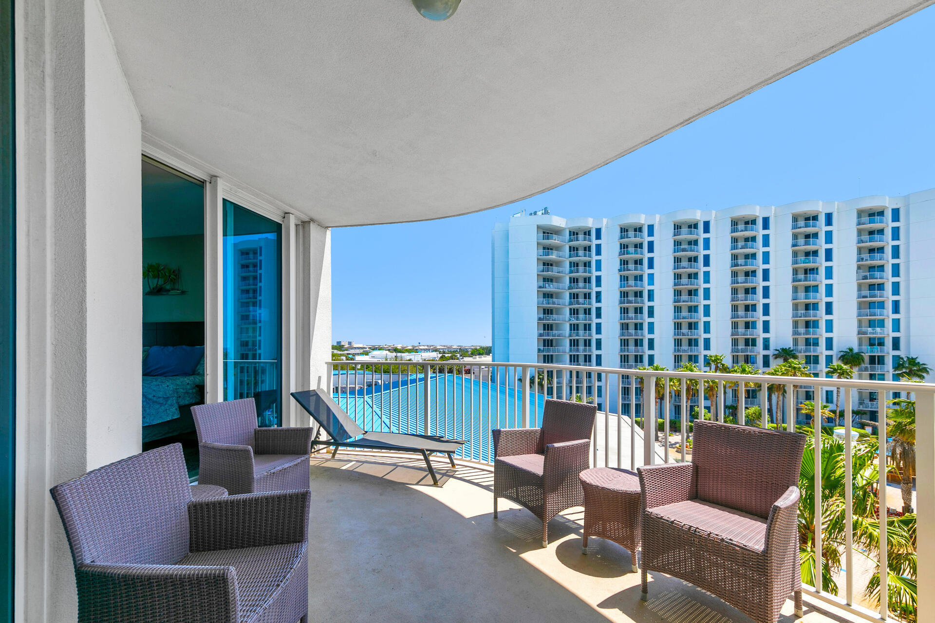 THE PALMS OF DESTIN - Residential