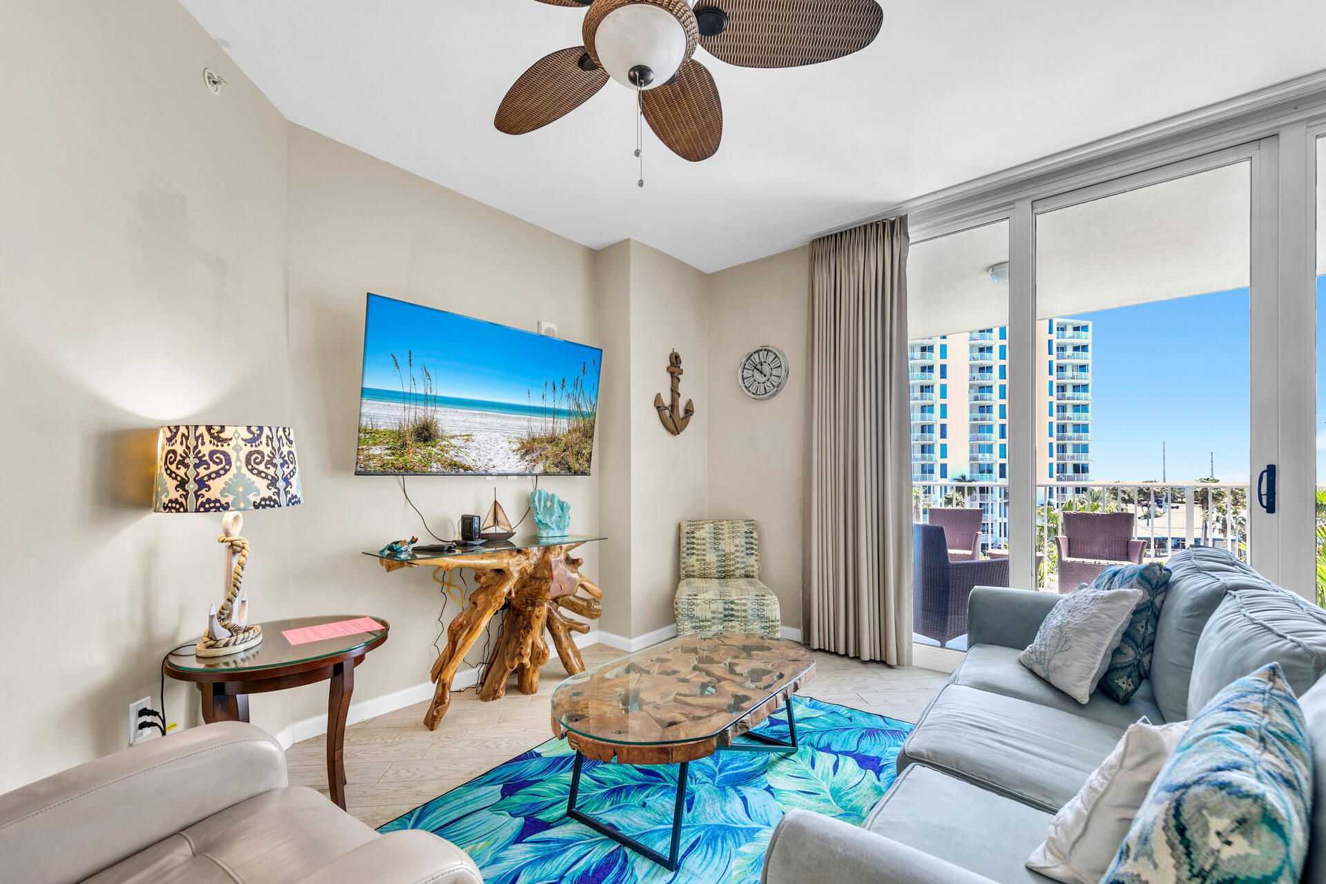 You absolutely can't miss this opportunity to own at The Palms of Destin! Buy today and enjoy earning income the day you close. This full 2 bedroom unit located on the 5th floor and has perfect views of the palm trees and pools with views of the Gulf! Unit has grossed over $200k over the last 5 years with owner usage plus grossed $14k YTD with another $21k in future reservations! At 1,175 sqft, this is one of the largest 2-bedroom units in the tower, offering generous living space and unmatched comfort plus 2 balconies! Enjoy maintenance free living- hvac (inside and outside components) and water heater were replaced in 2022. This beautifully decorated condo is turnkey/ move-in ready, featuring tile flooring throughout, a stackable washer/dryer plus upgraded tv's and furnishings. Did we mention covered garage parking?? You'll never have to worry about finding a parking spot!
Whether you're looking for a dream beach getaway or a profitable investment, this unit checks all the boxes. Don't wait-this is exactly what you have been looking for!
