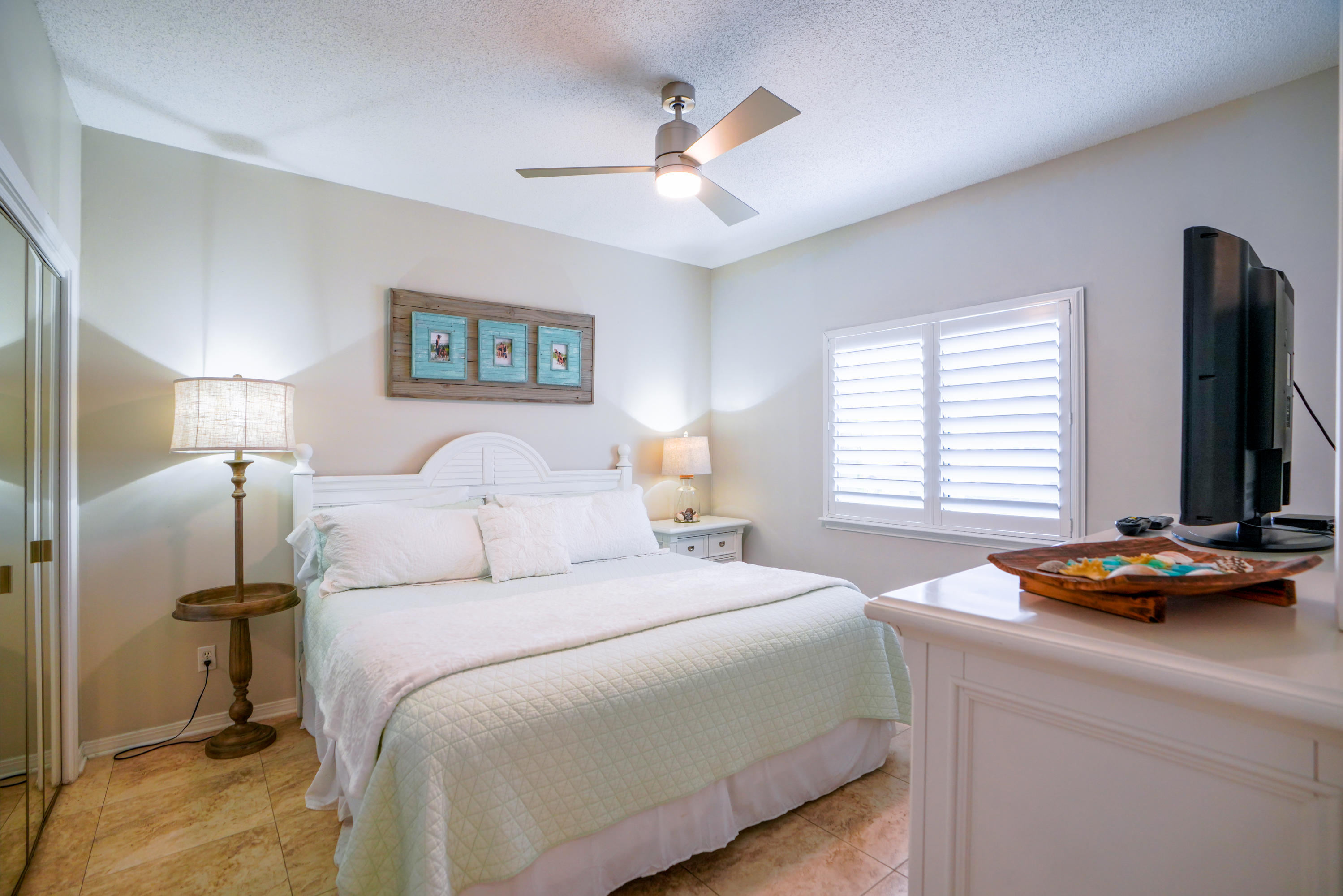 PALMS AT SEAGROVE CONDO UNIT C - Residential