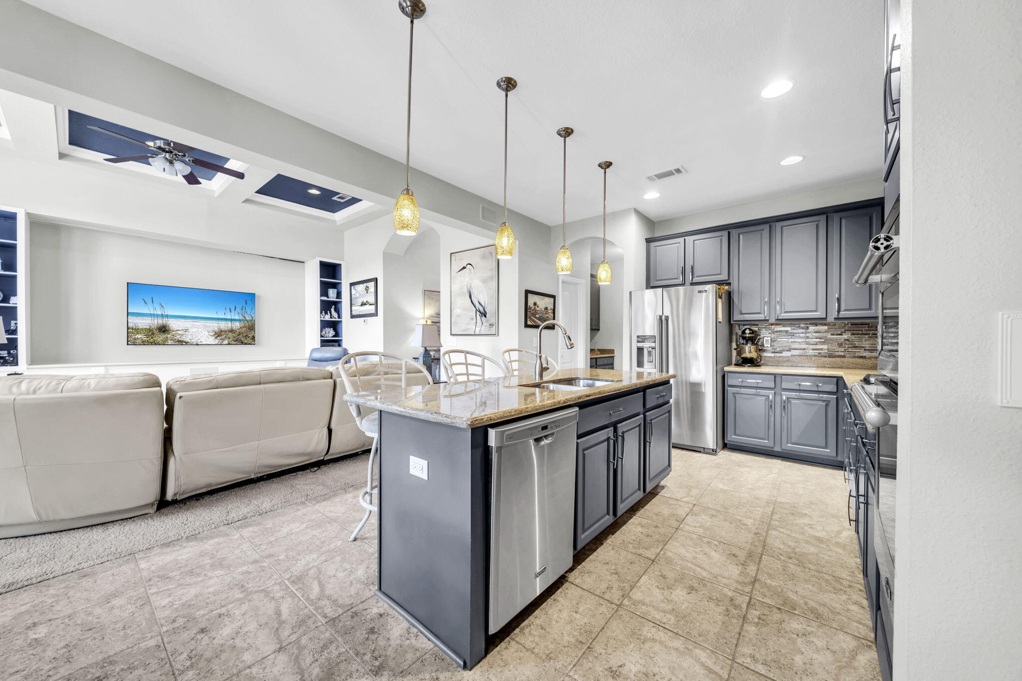 HAMMOCK BAY - Residential