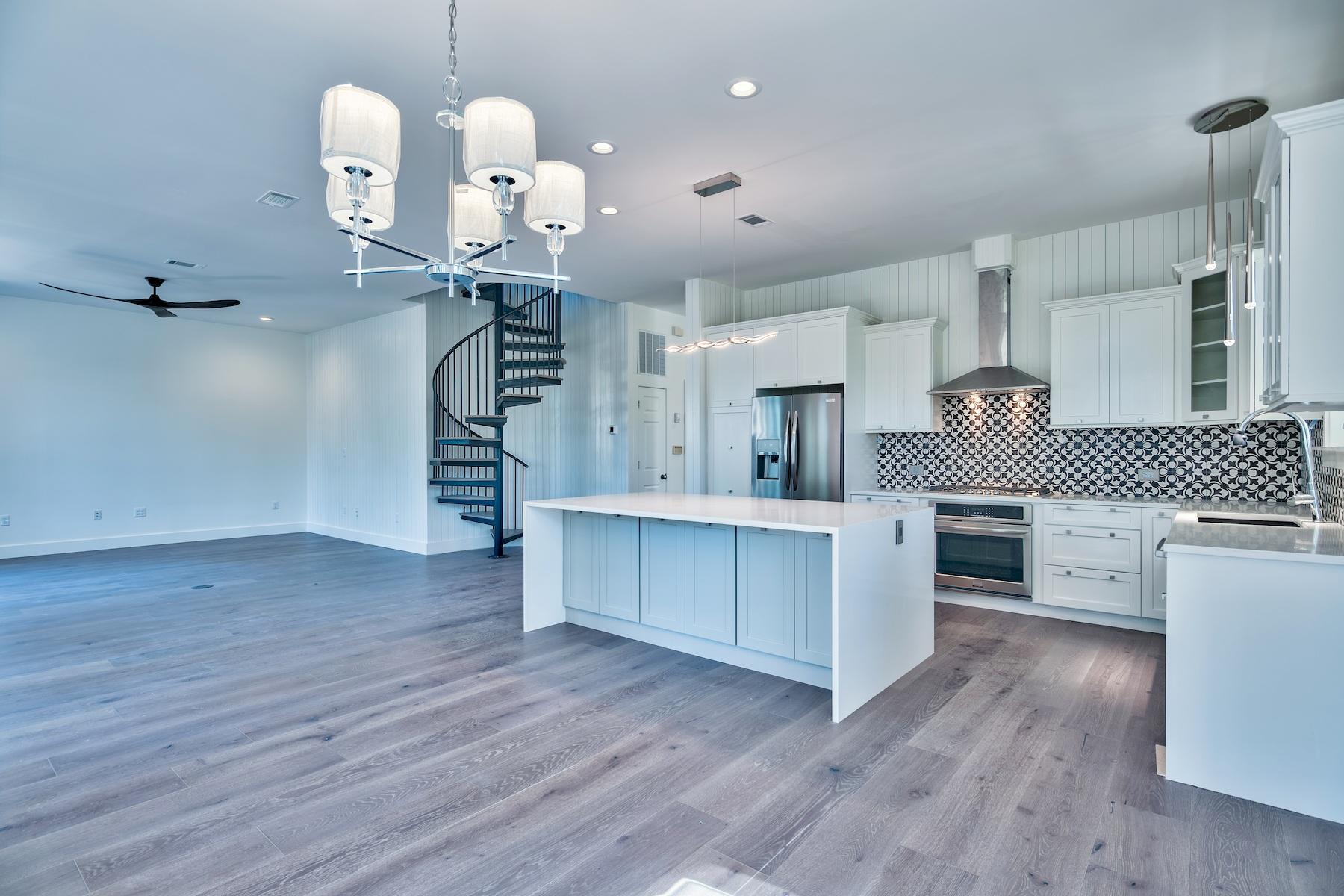 LAKEWOOD OF SEAGROVE BEACH - Residential