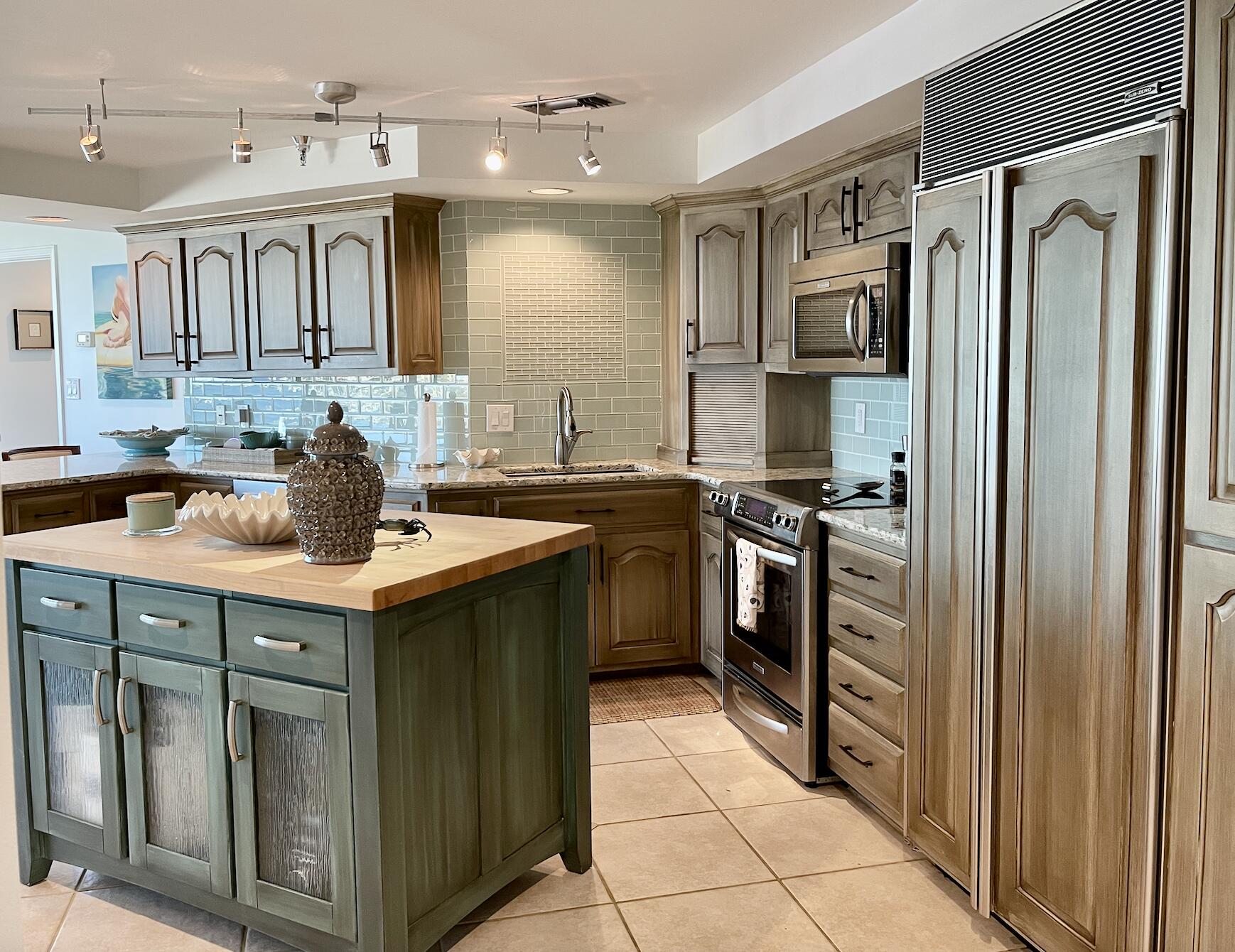 DESTIN YACHT CLUB - Residential