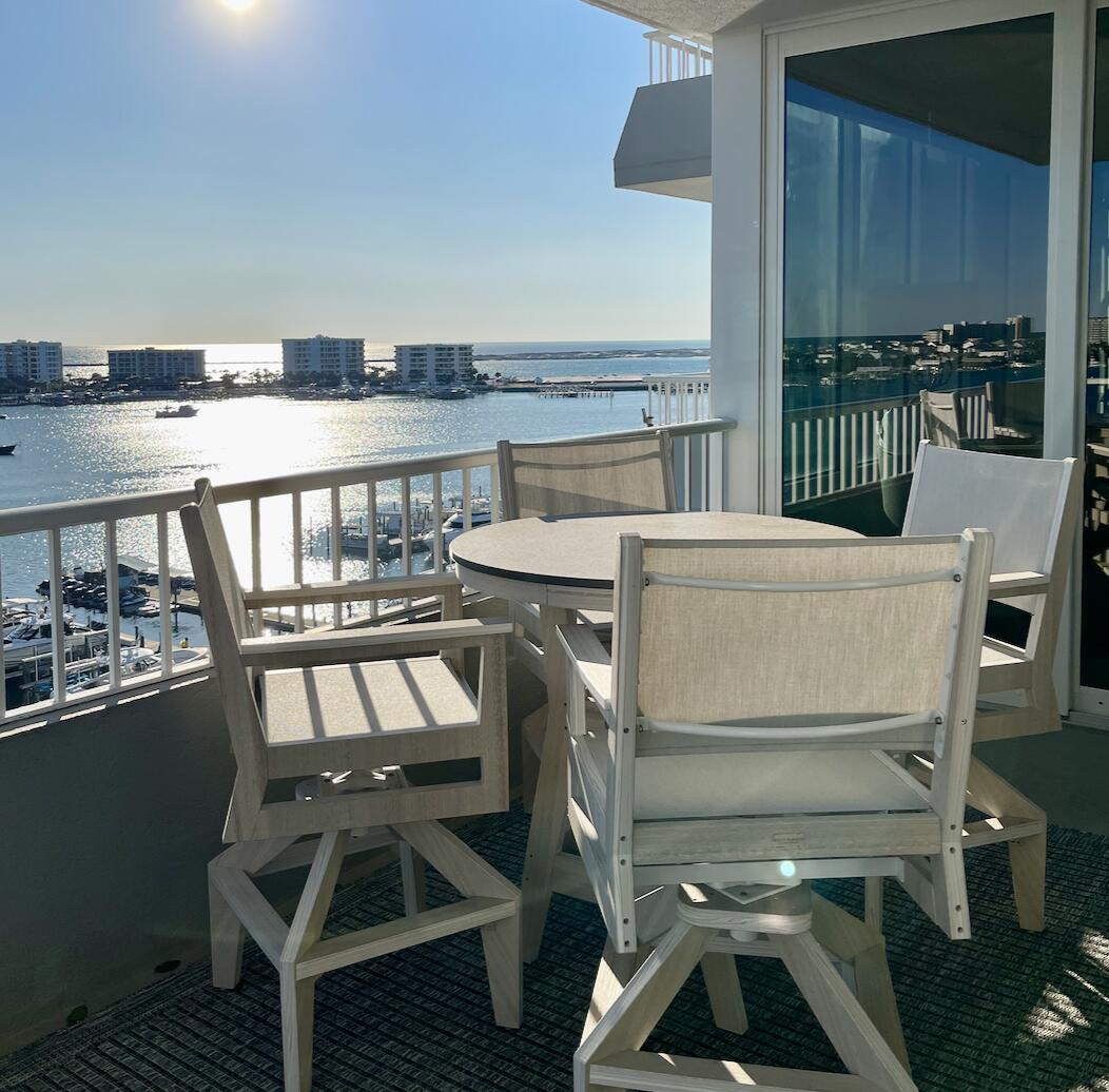 DESTIN YACHT CLUB - Residential