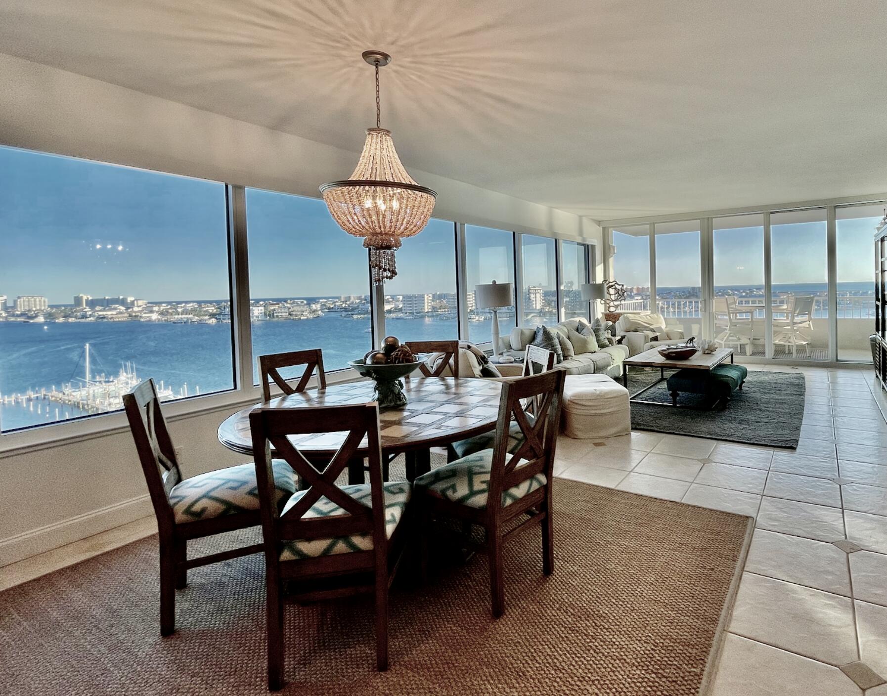 DESTIN YACHT CLUB - Residential