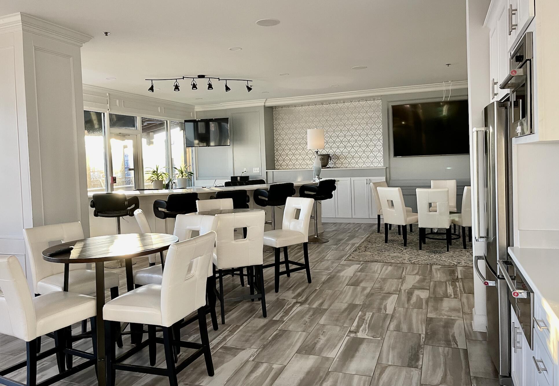 DESTIN YACHT CLUB - Residential