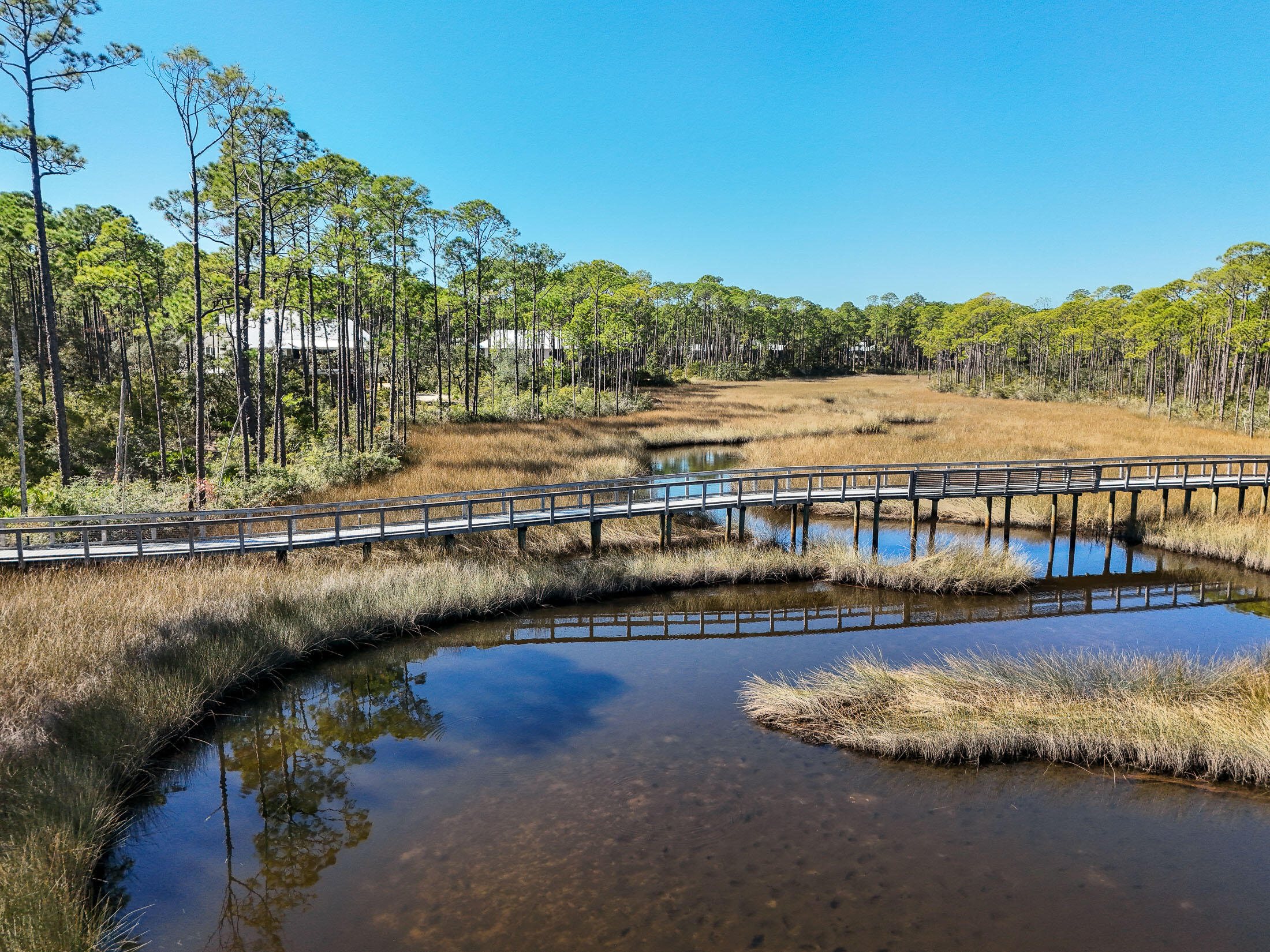RIVERCAMPS ON CROOKED CREEK - Land
