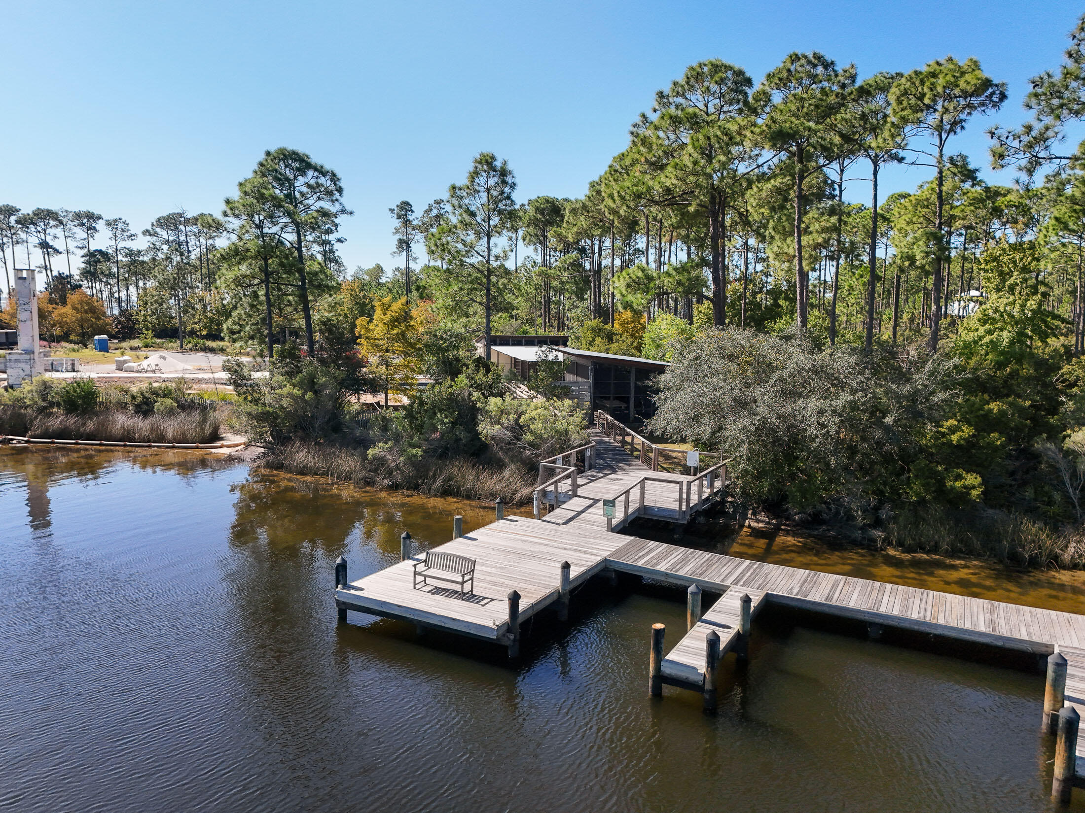 RIVERCAMPS ON CROOKED CREEK - Land