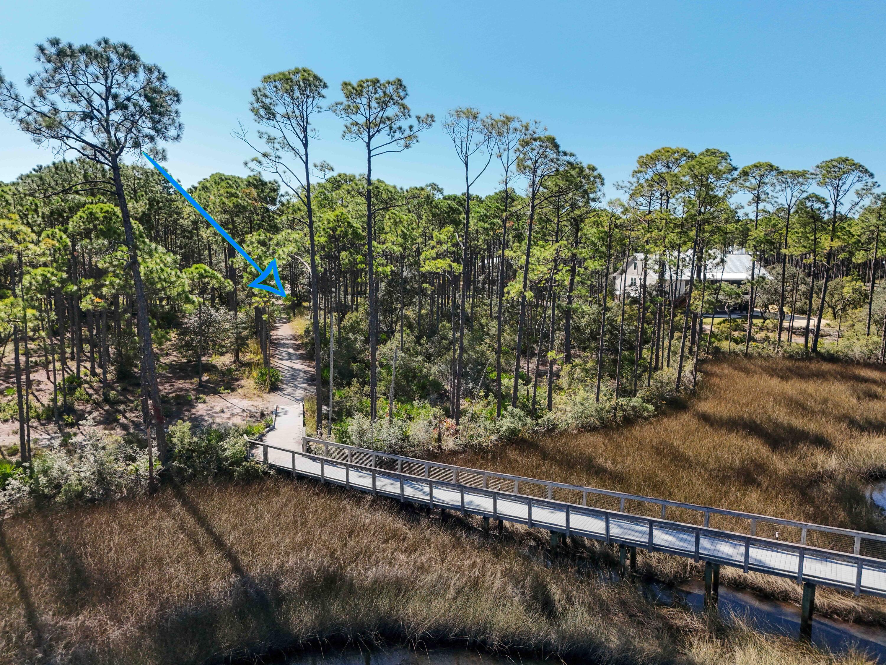 RIVERCAMPS ON CROOKED CREEK - Land