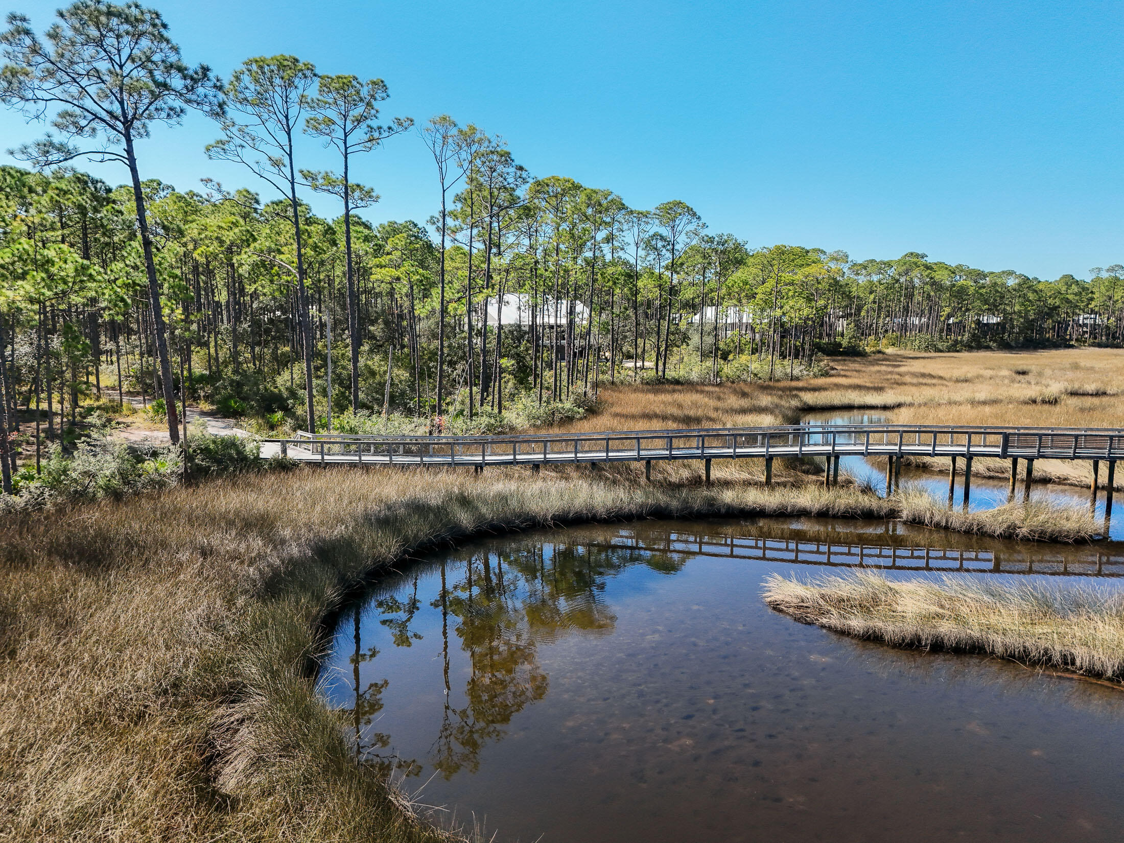RIVERCAMPS ON CROOKED CREEK - Land