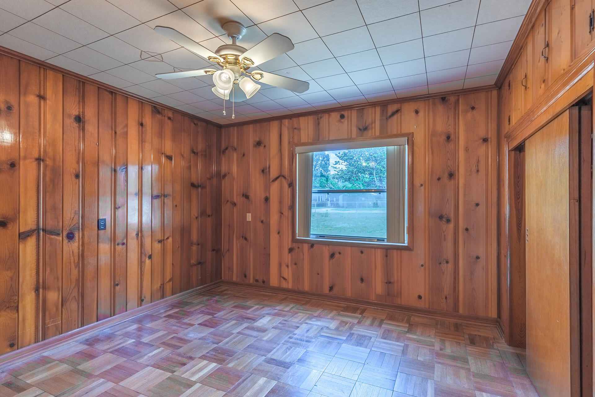 VALPARAISO PLAT #15 - Residential