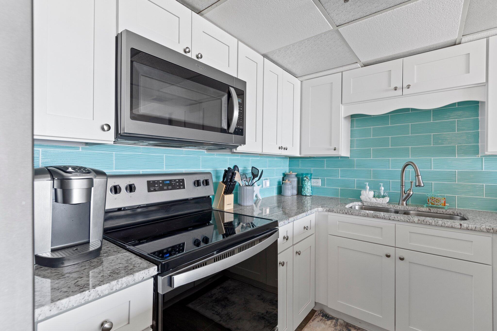 GULFSIDE BEACH CONDO - Residential