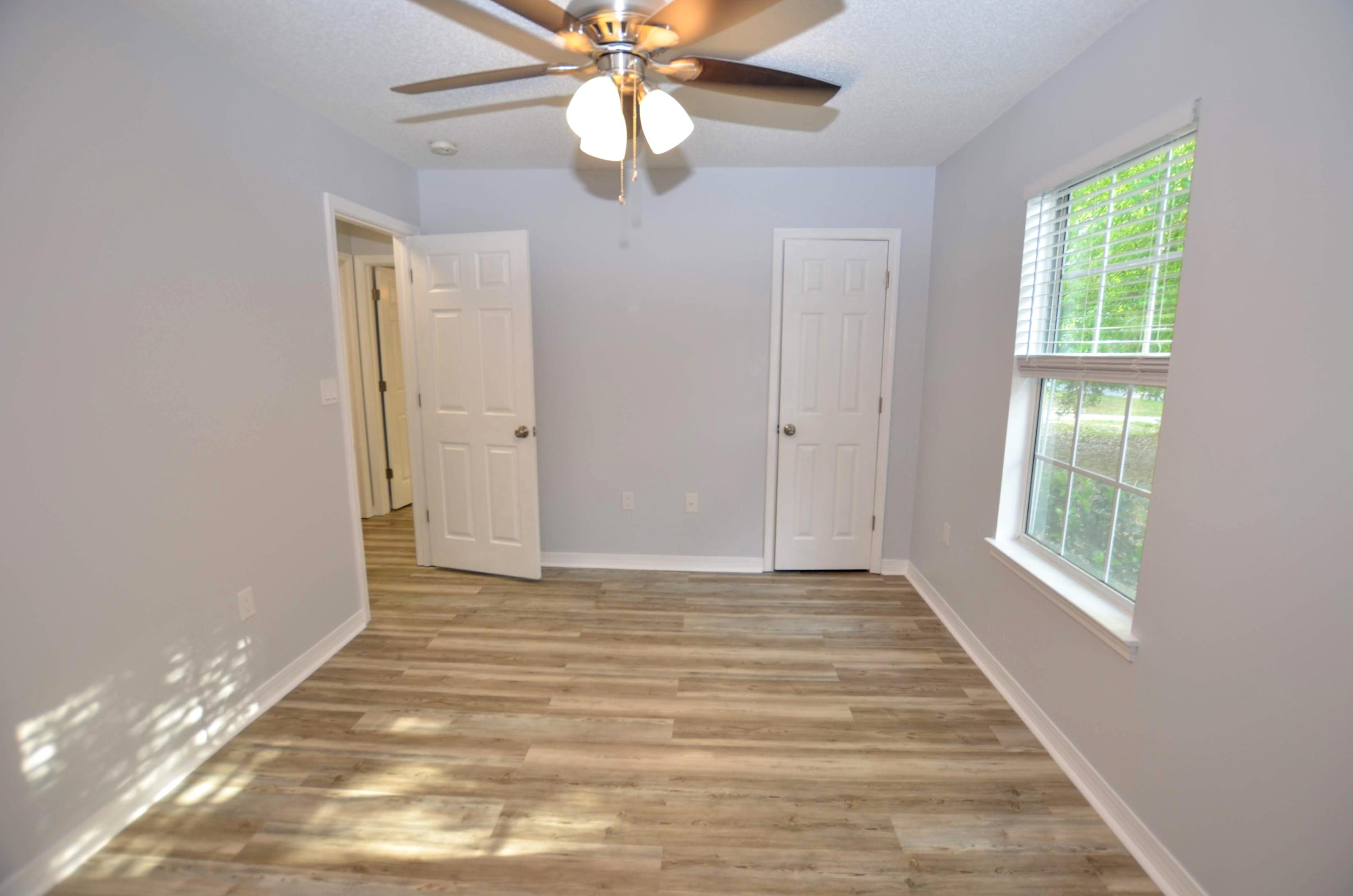 OAKDALE MINI FARMS - Residential