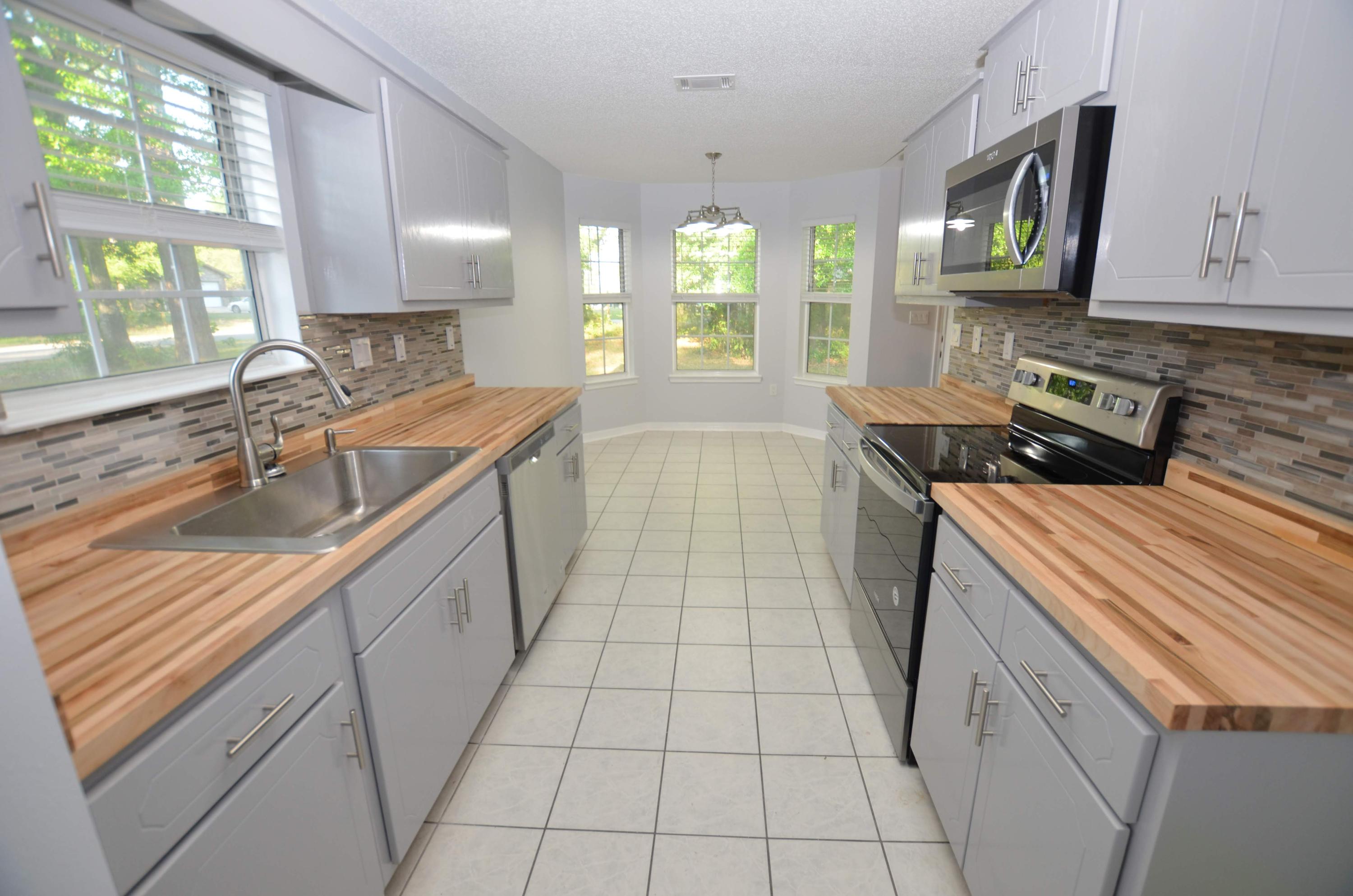 OAKDALE MINI FARMS - Residential