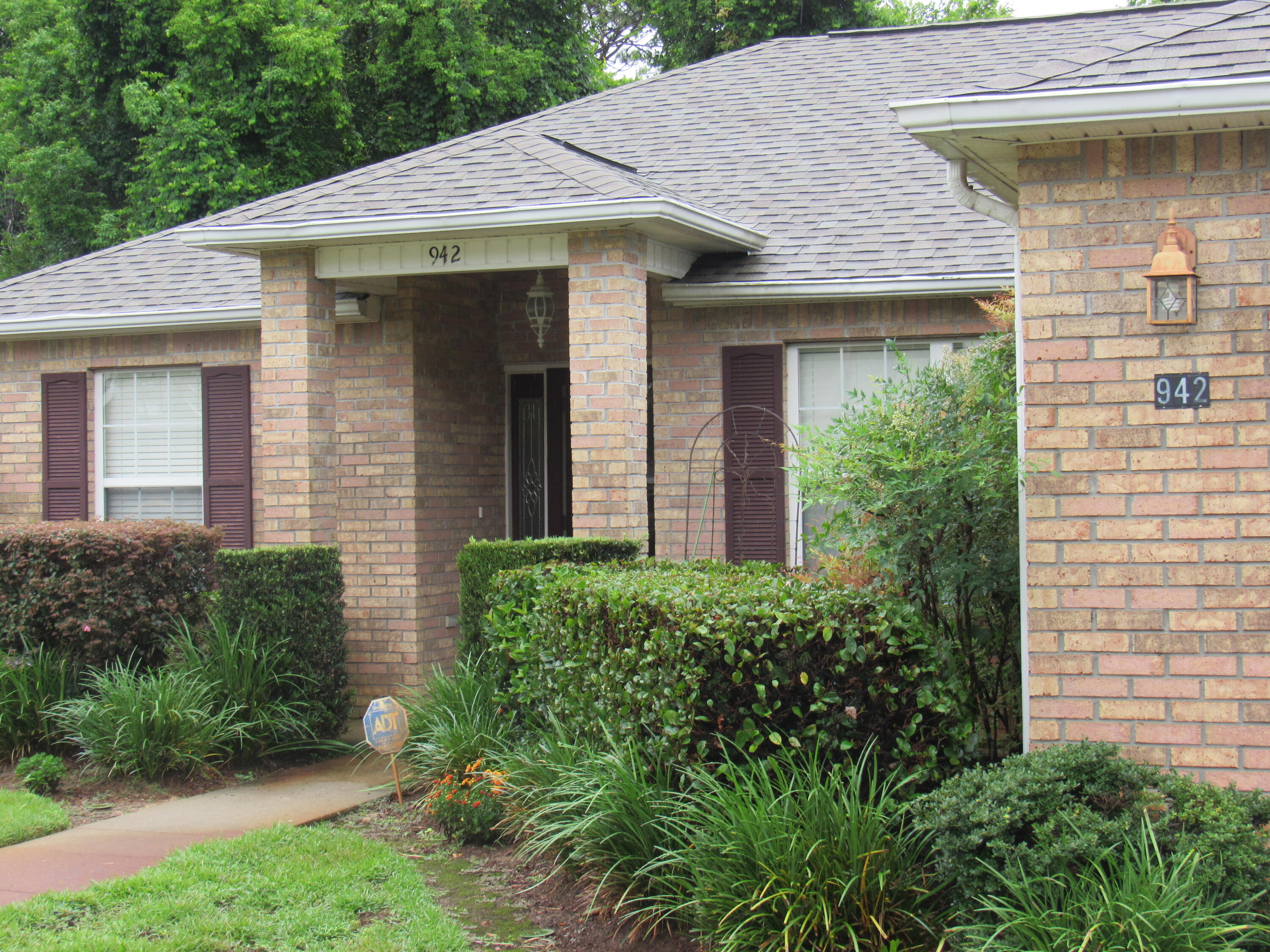 OAK PARK ESTATES - Residential